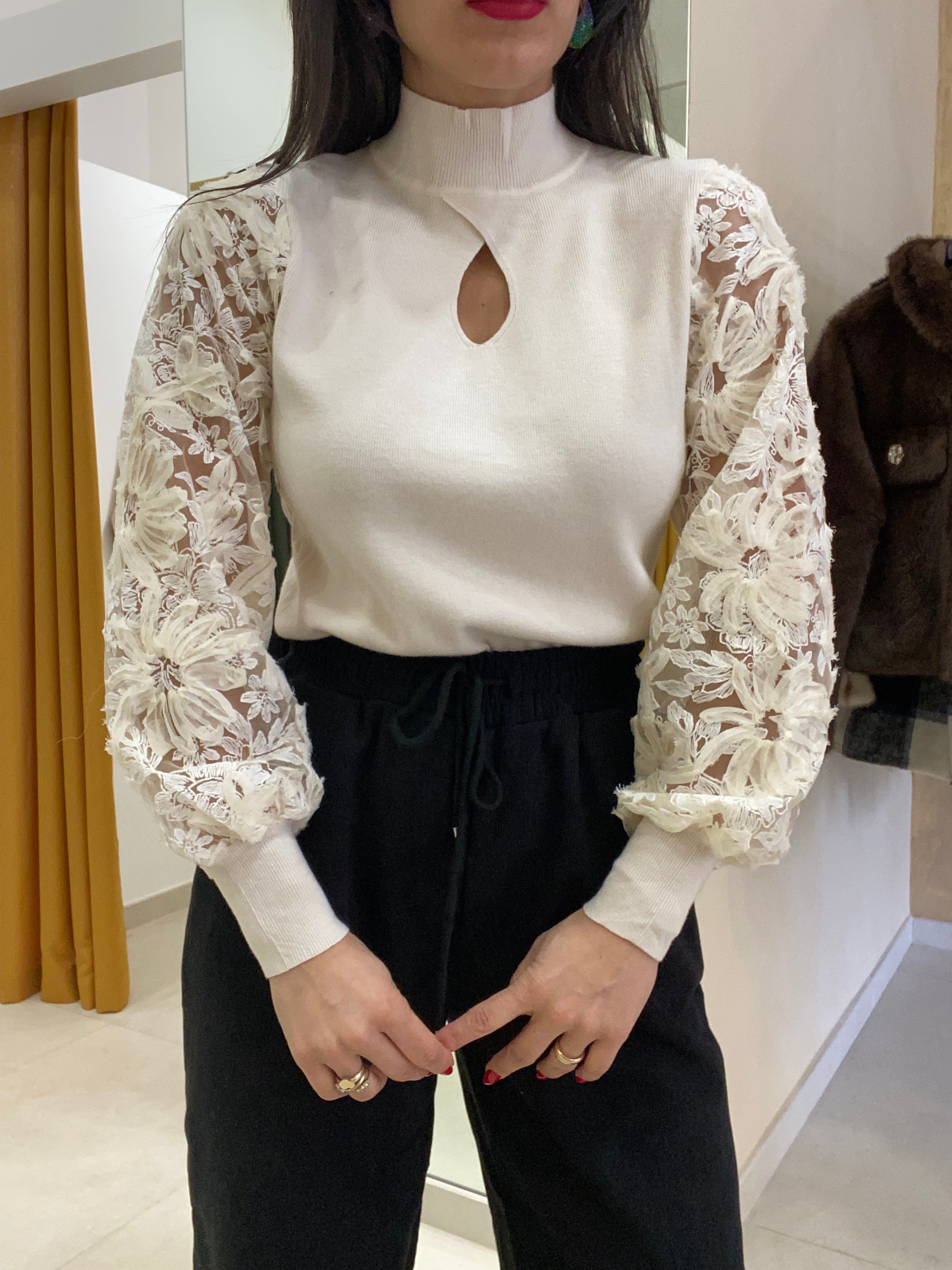 Pull goccia e manica particolare