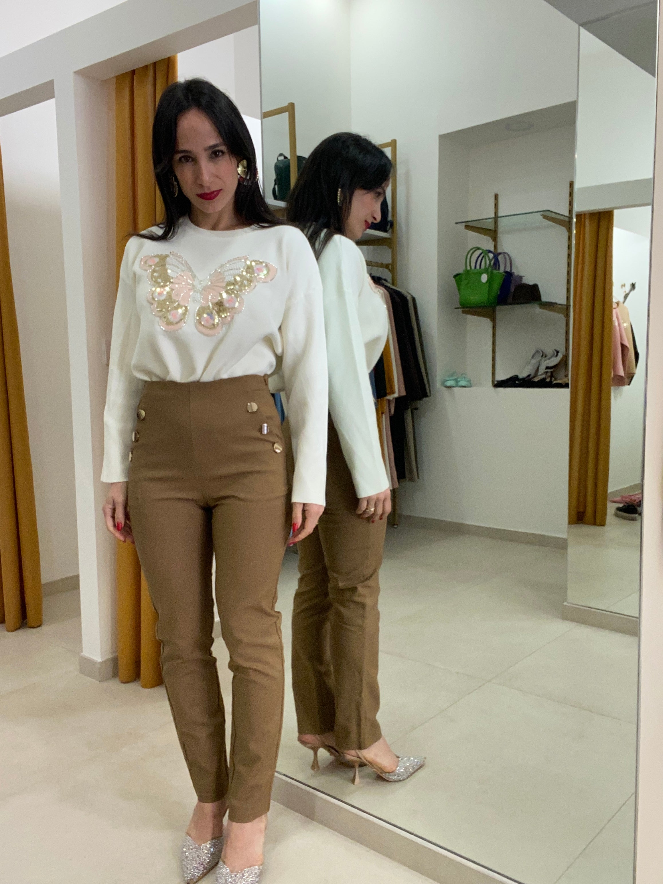 Pantalone bottoni oro beige