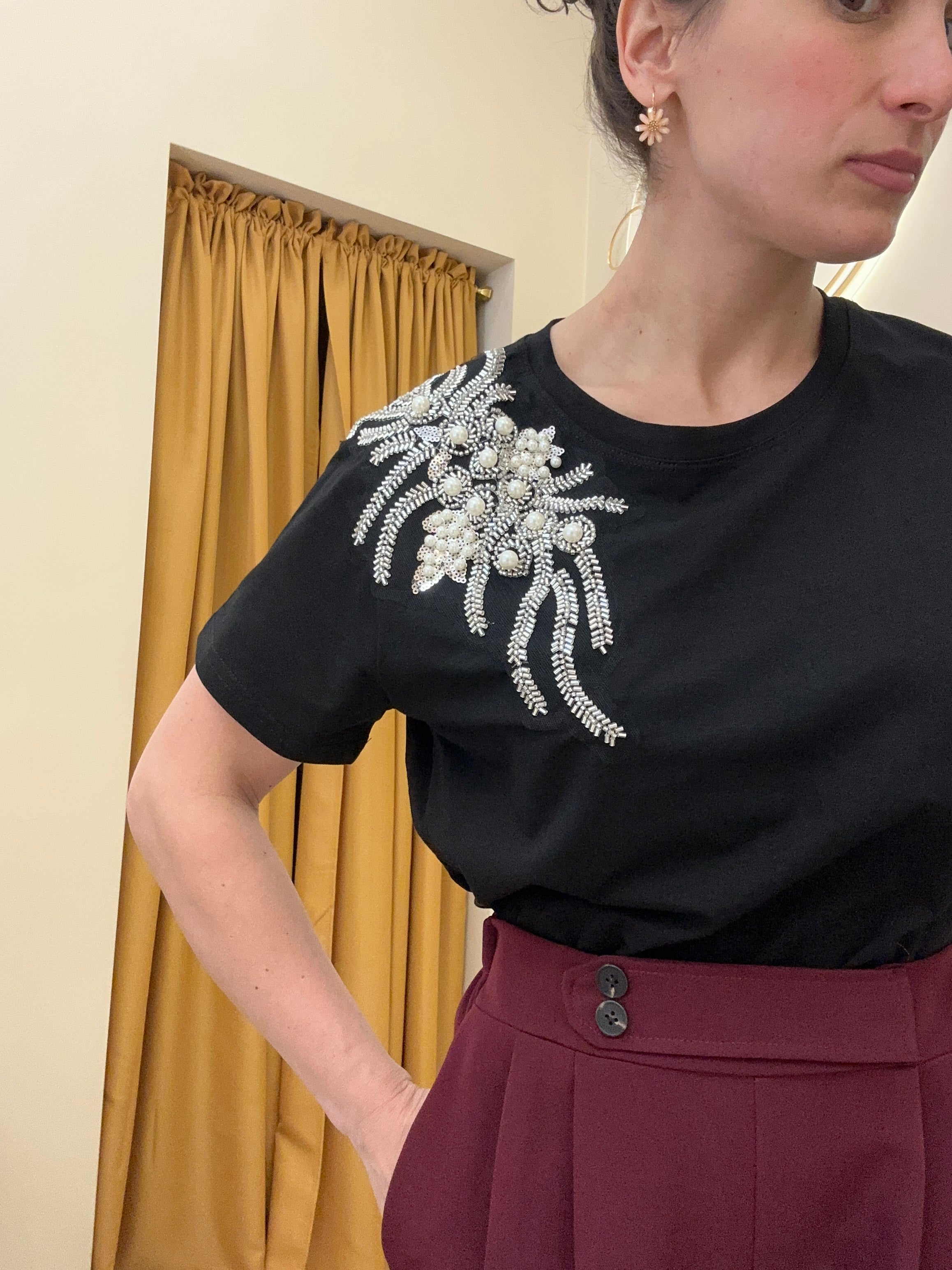 T-shirt mono applicazione