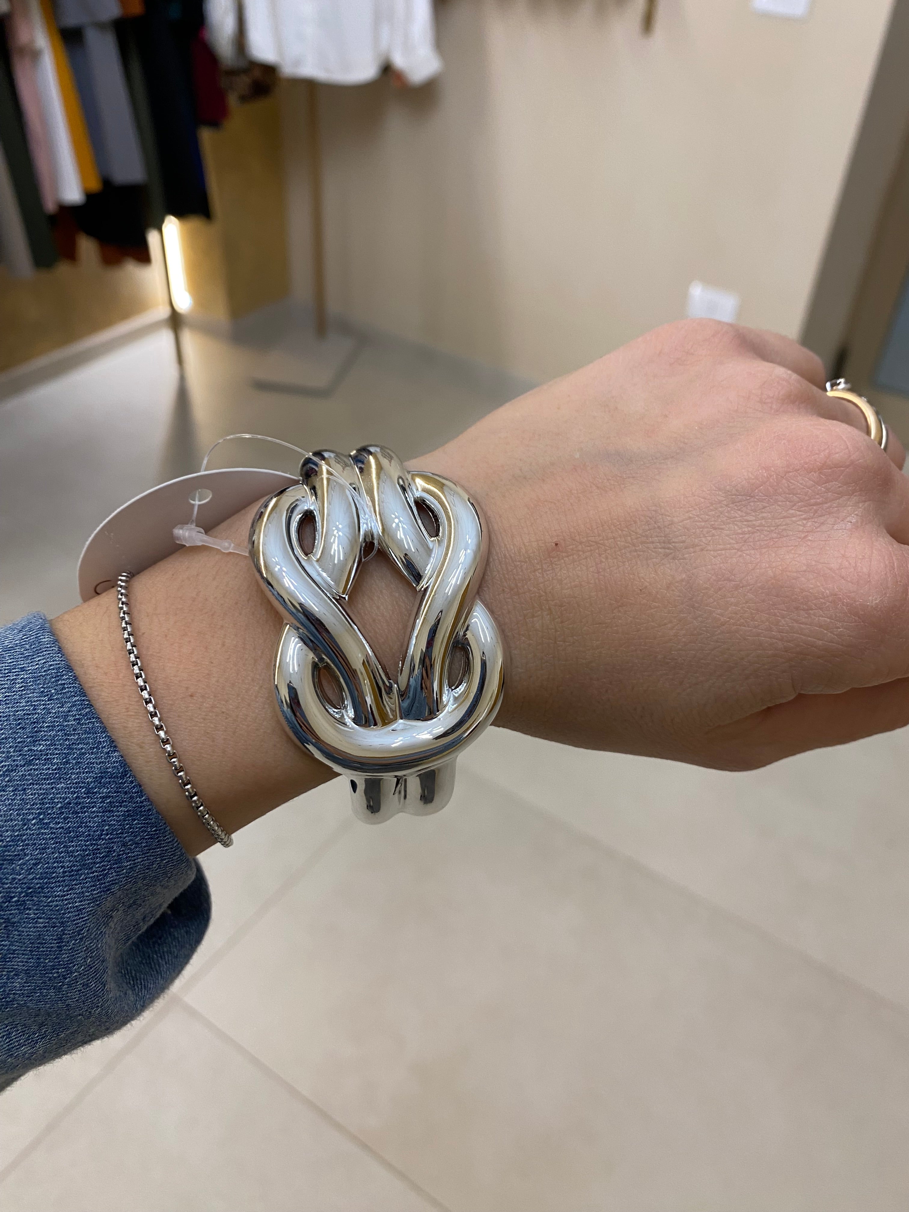 Bracciale nodo rigido