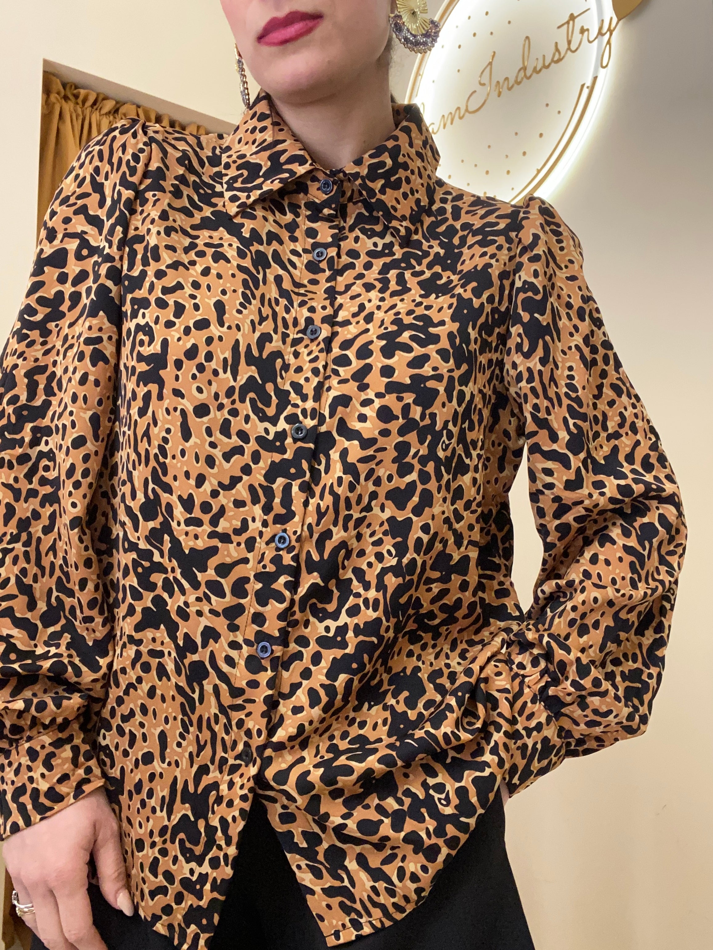 Camicia Leopard con cravattino