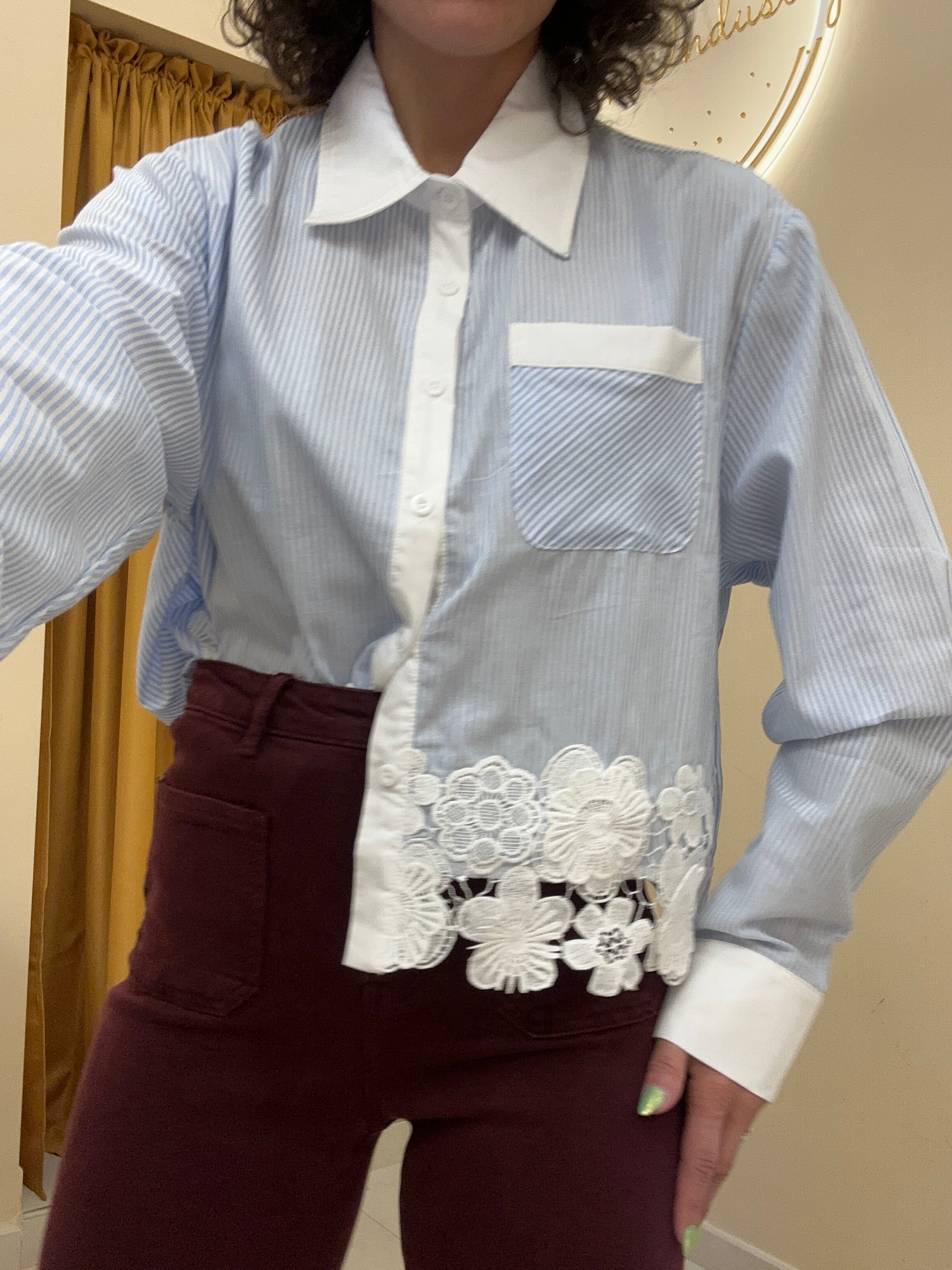 Camicia crop fiori 3D