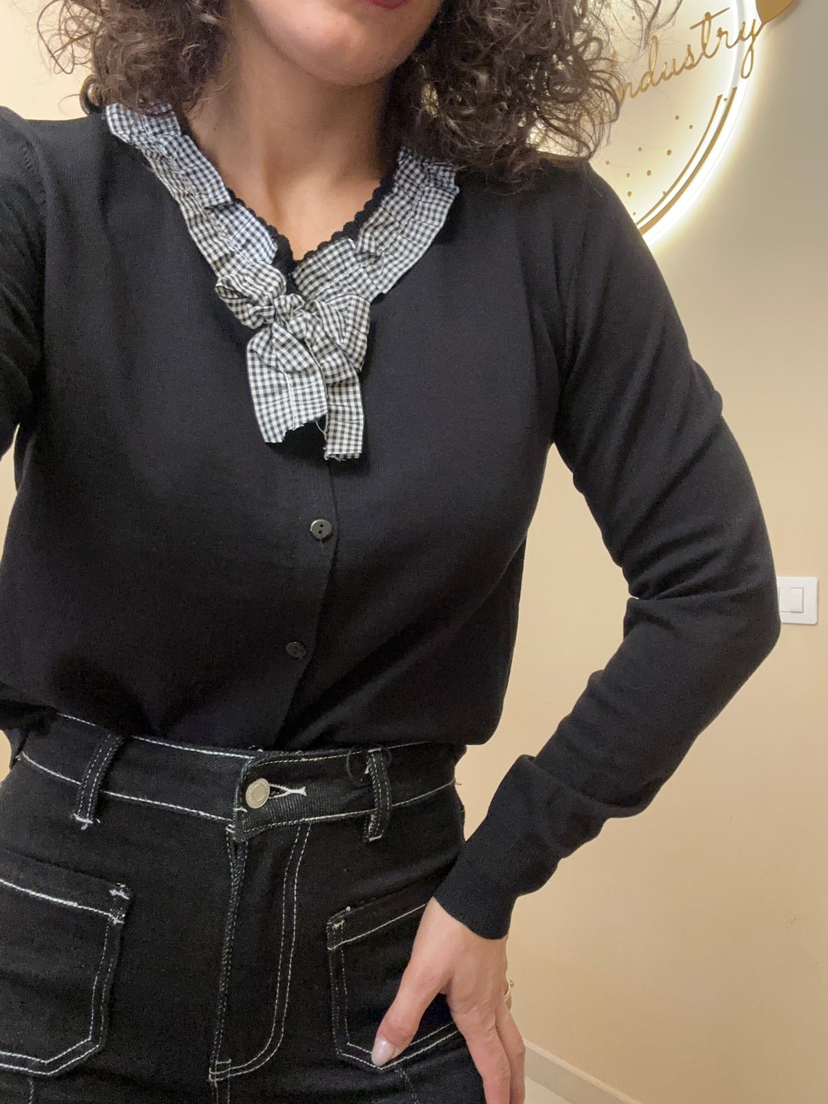 Cardigan fiocchetto