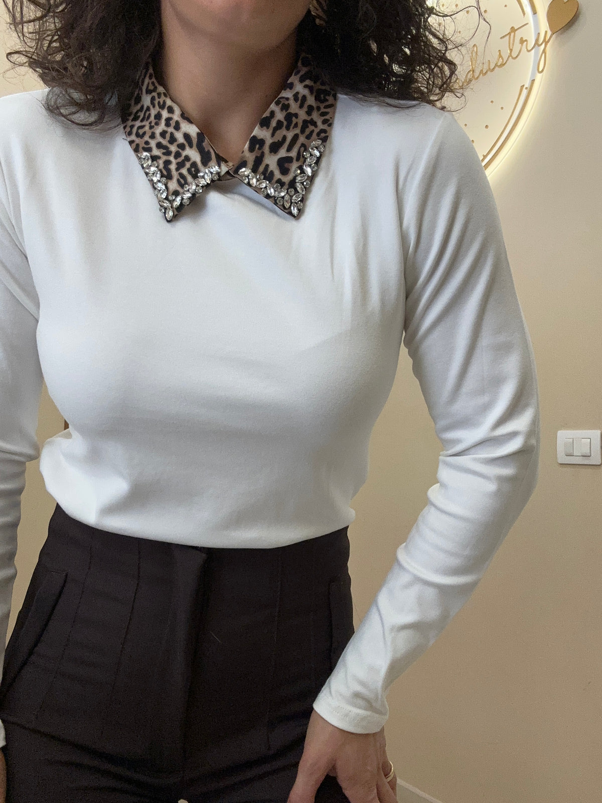 Maglia colletto animalier