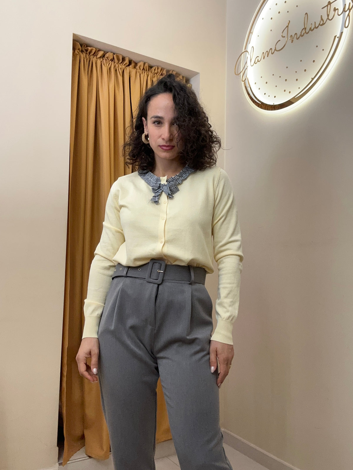 Cardigan fiocchetto