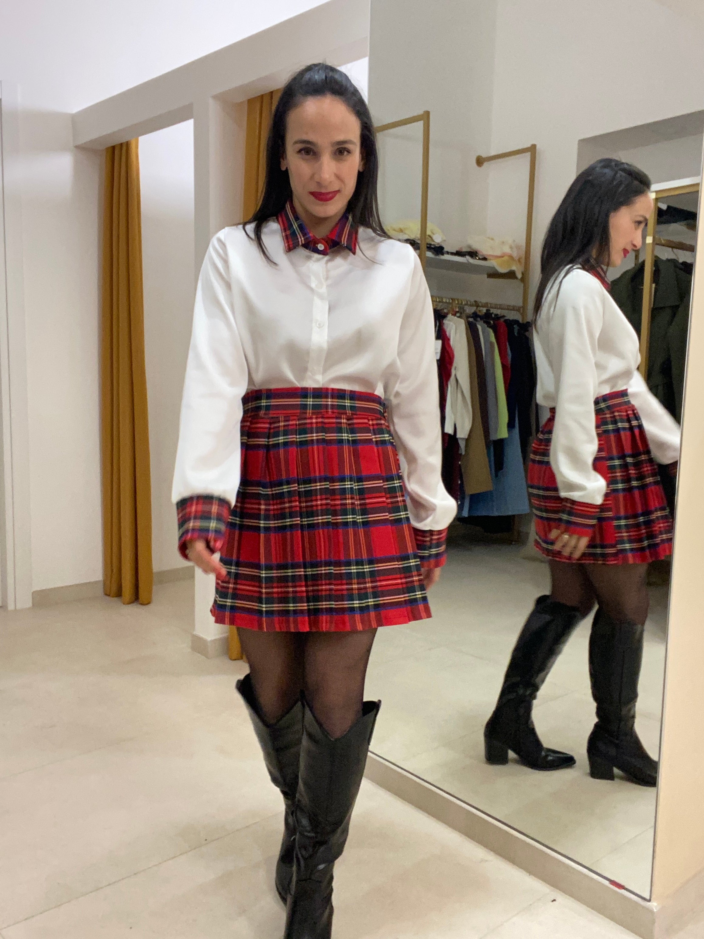 Camicia effetto raso con dettaglio in tartan