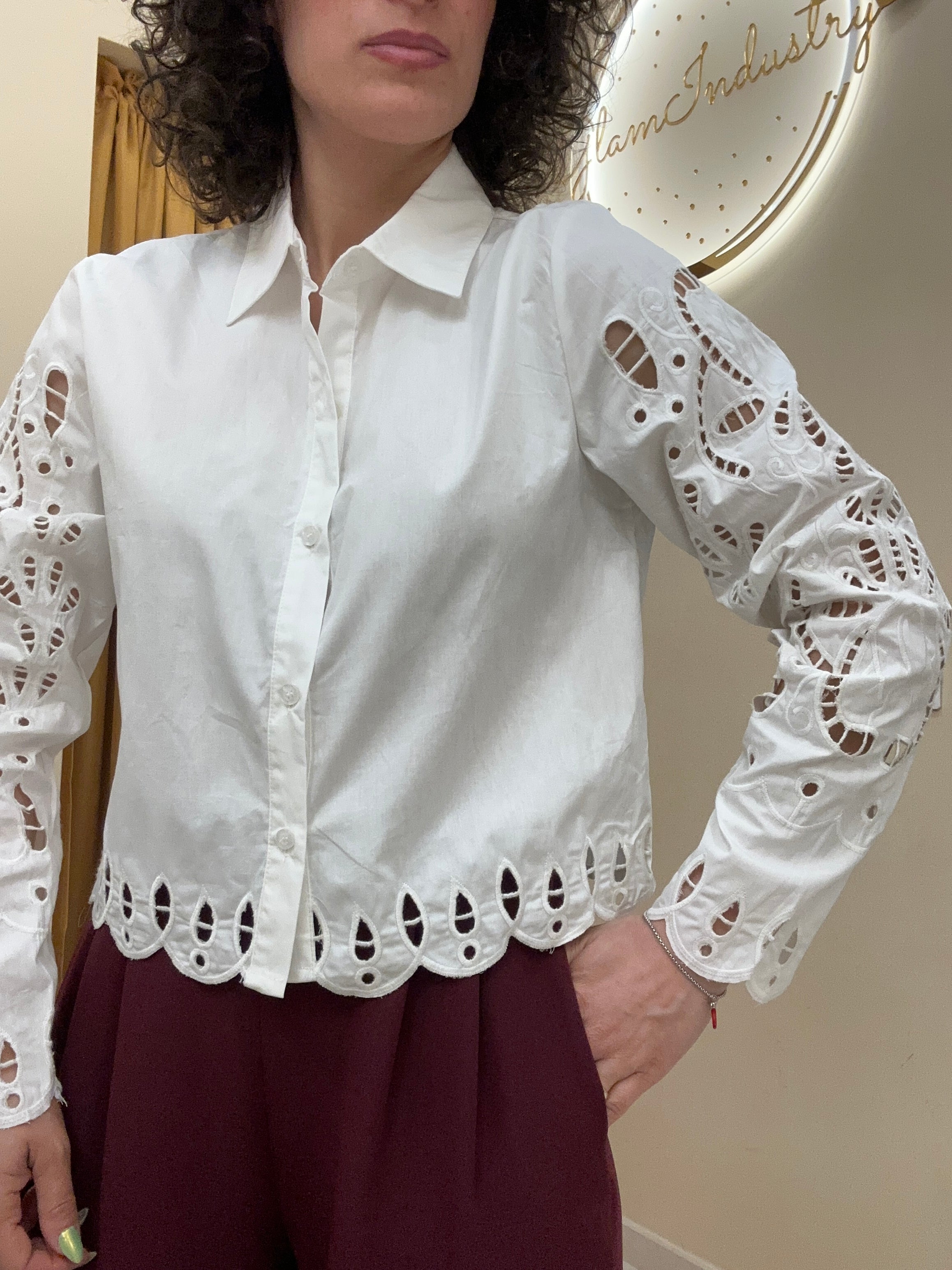 Camicia lavorata bianca
