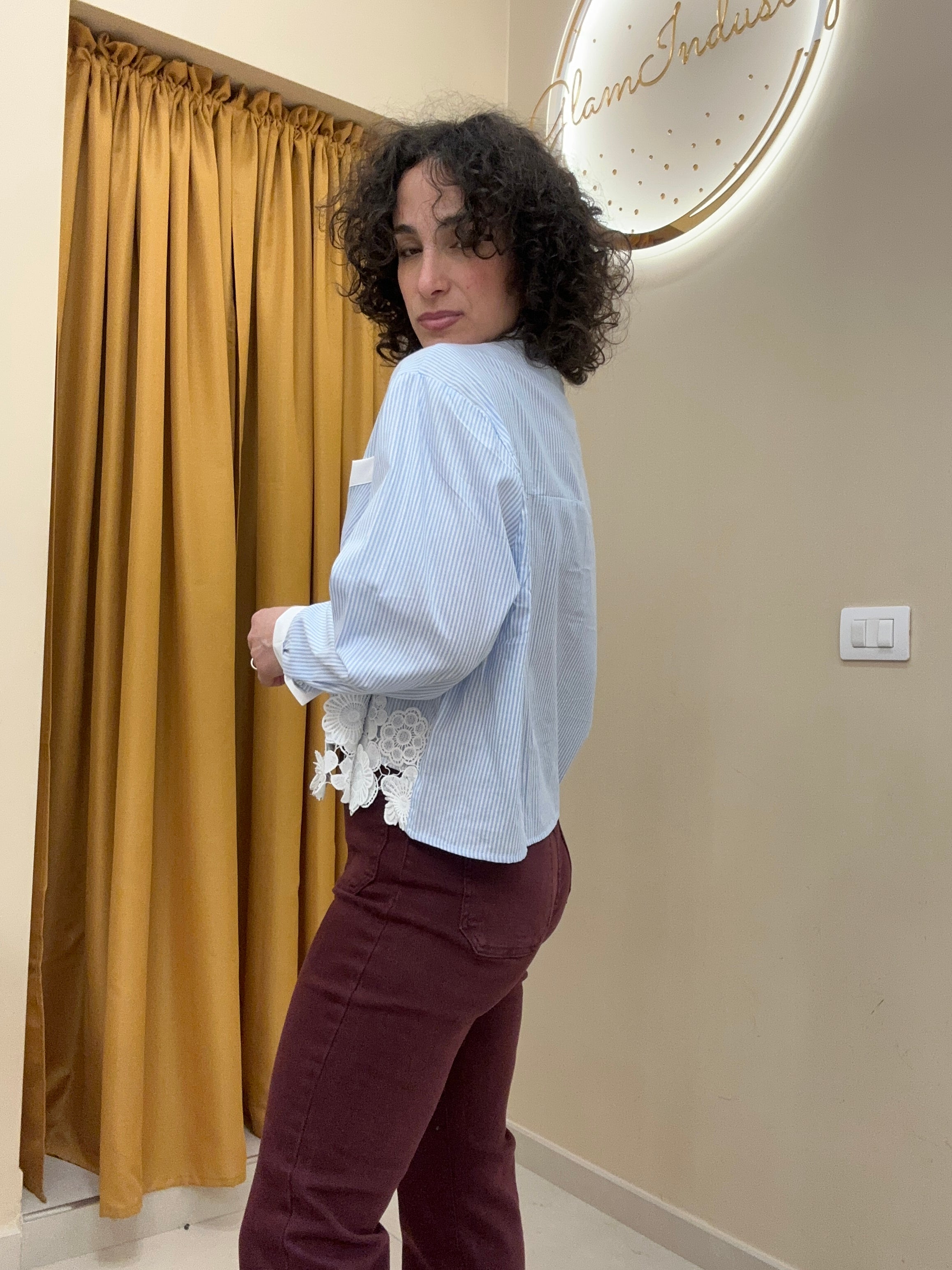 Camicia crop fiori 3D