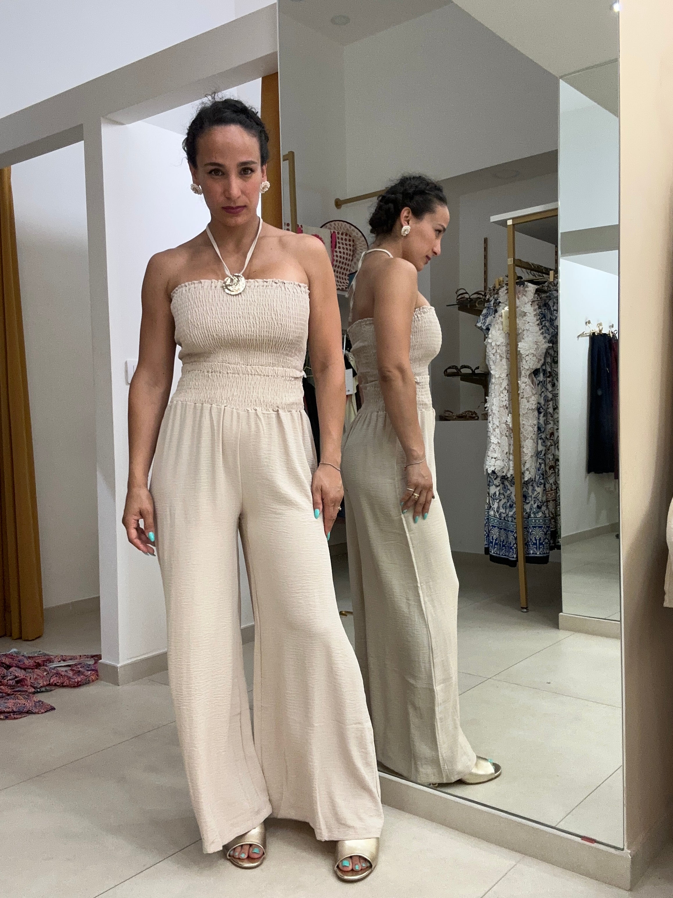 Coordinato top elastico e collana