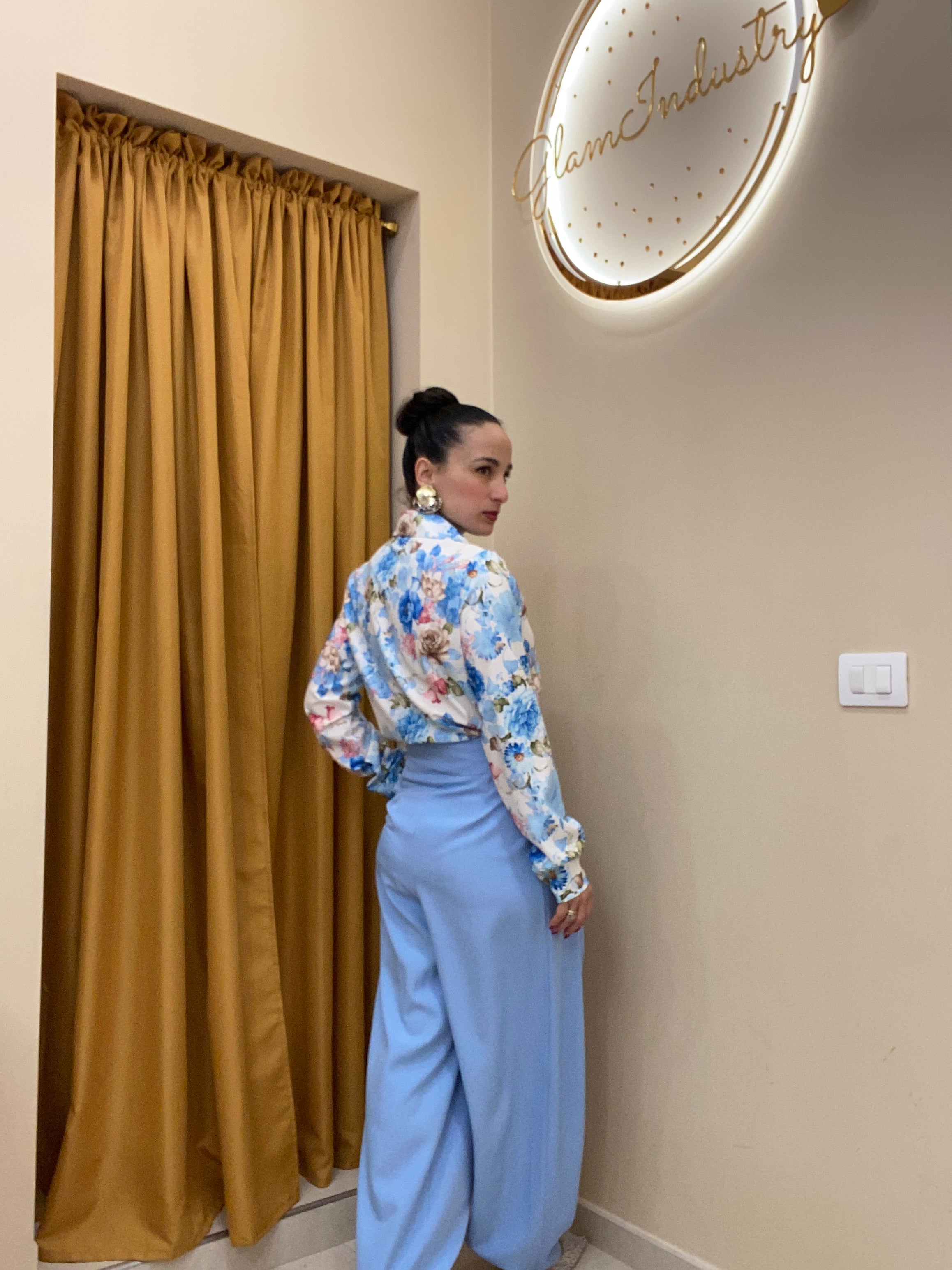 Pantalone tre bottoni celeste