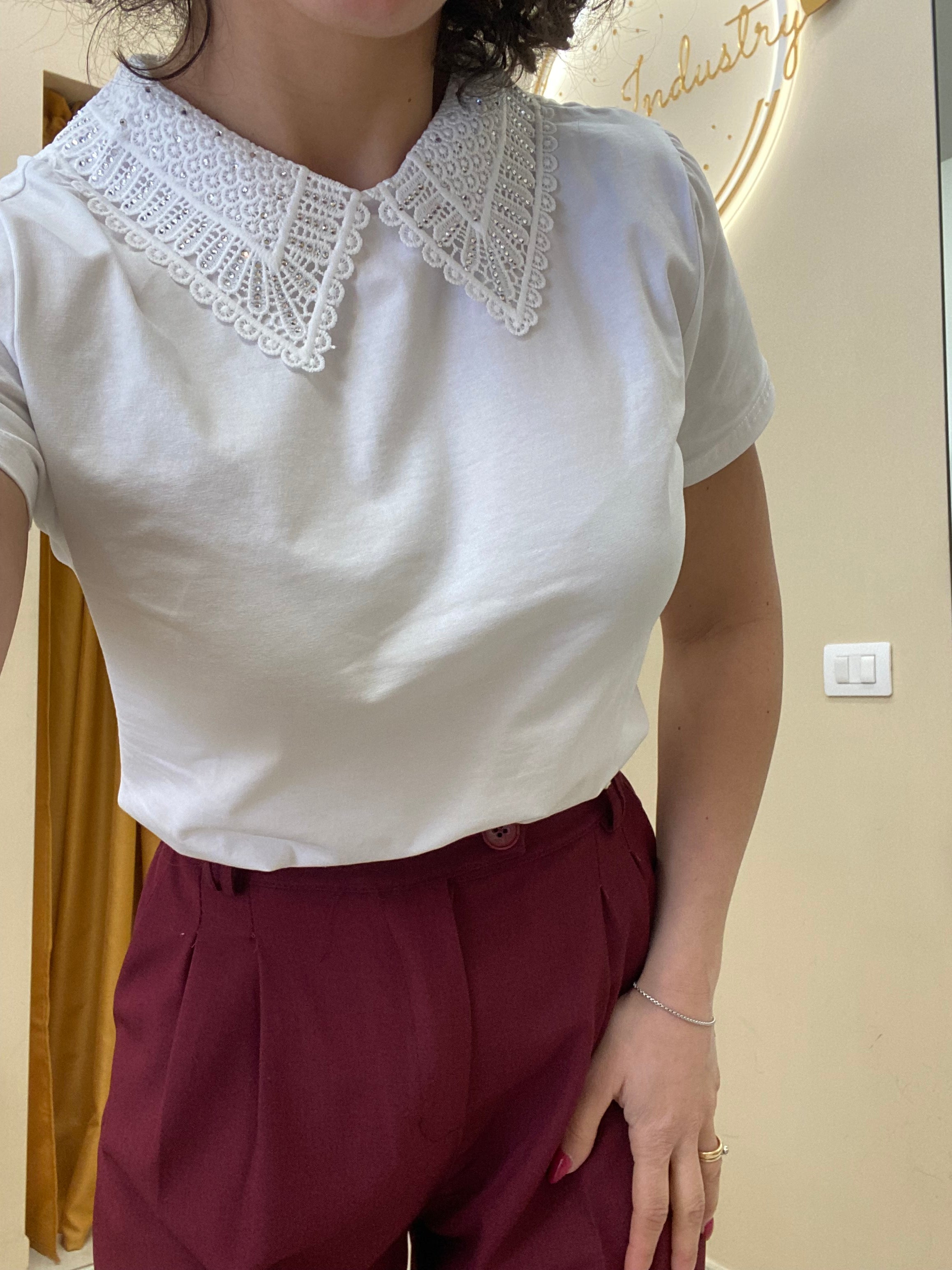 Maglia colletto macrame brillantini