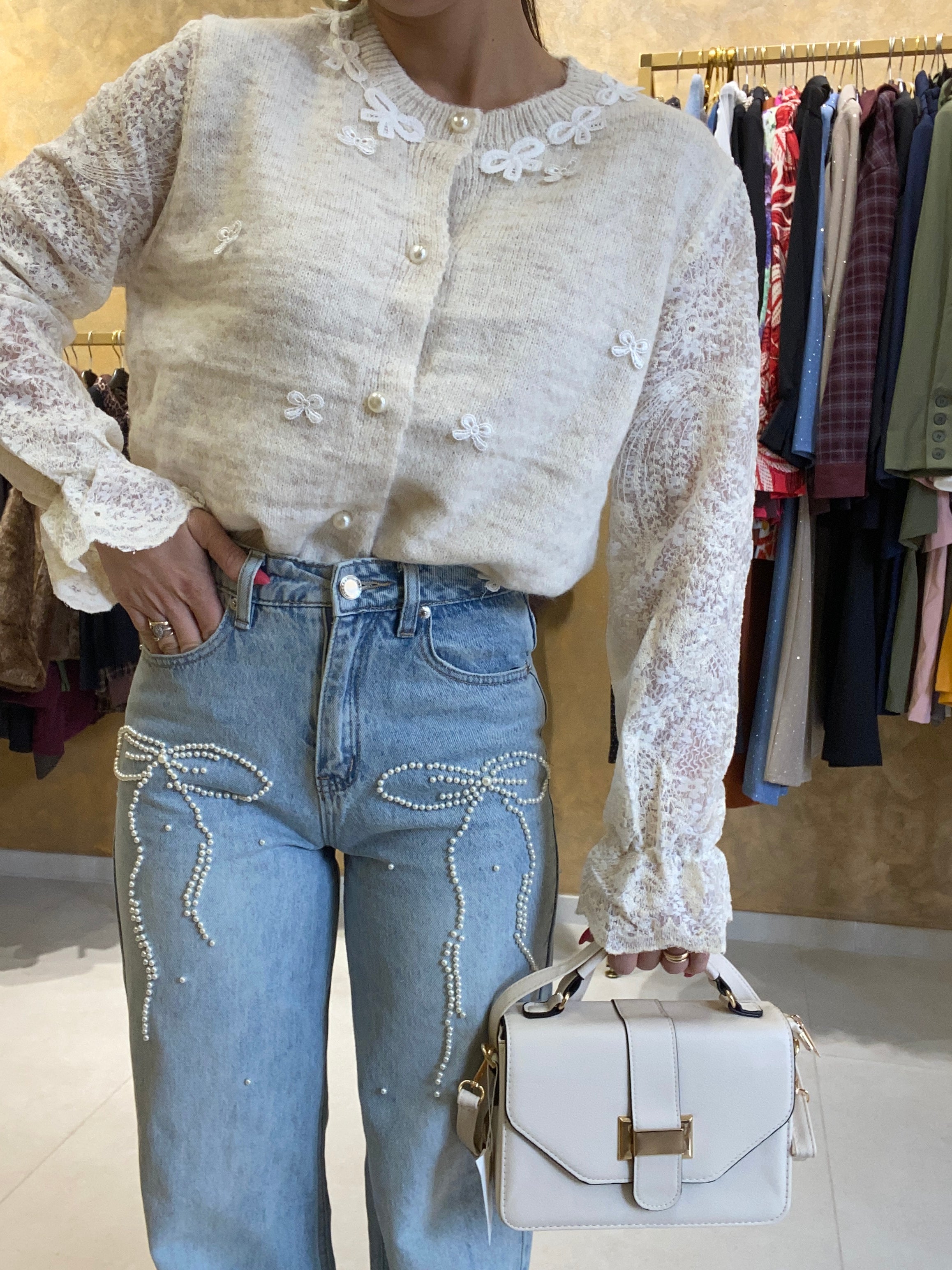 Jeans fiocchi con perle