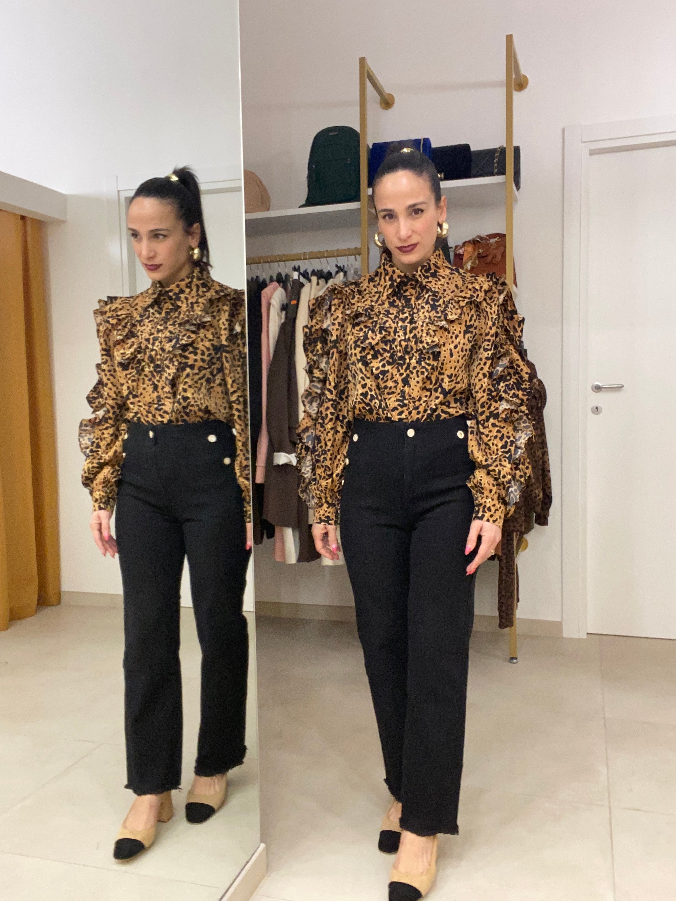 Pantalone elastico con bottoni