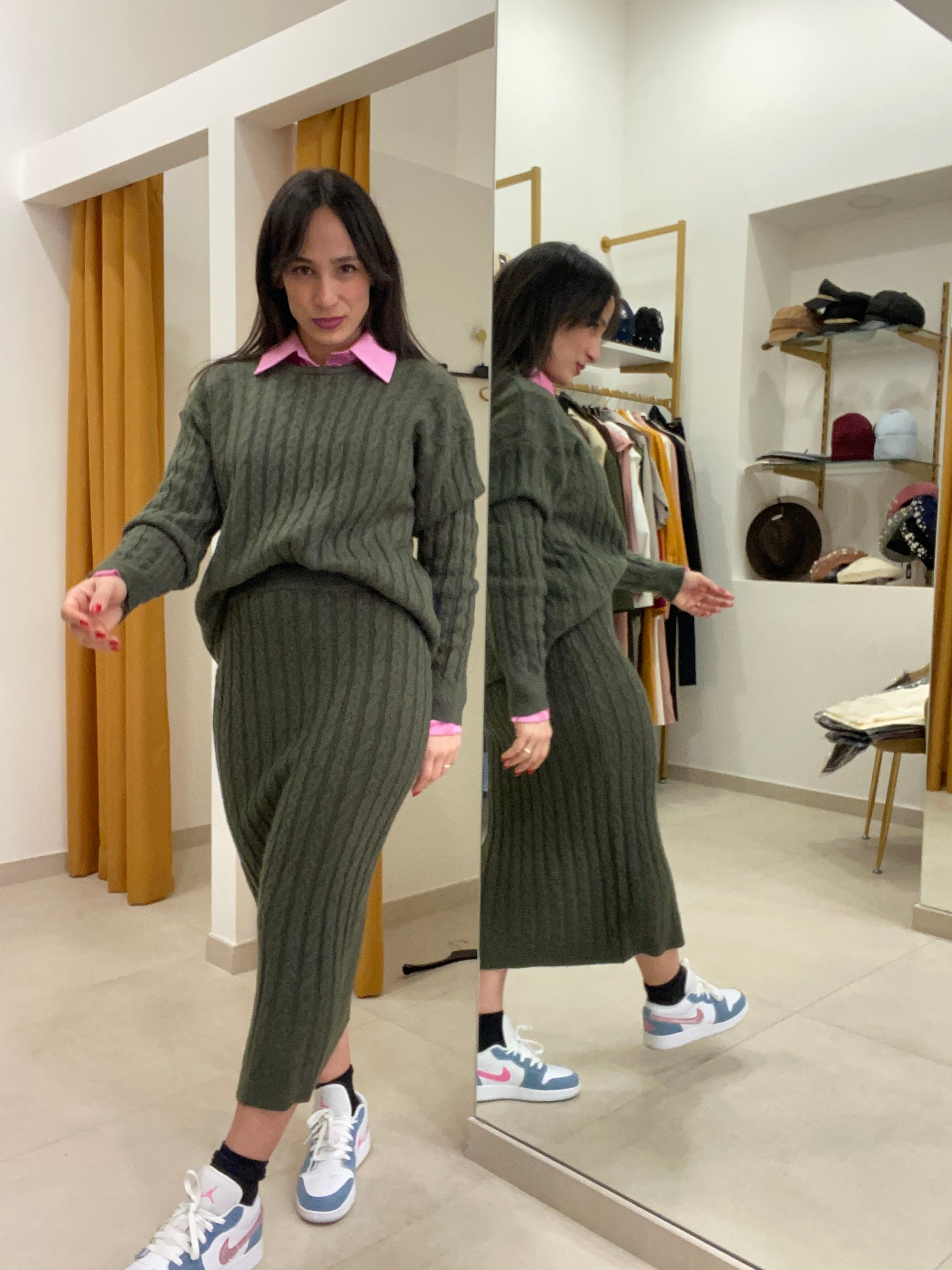 Coordinato in lana con trama trecce