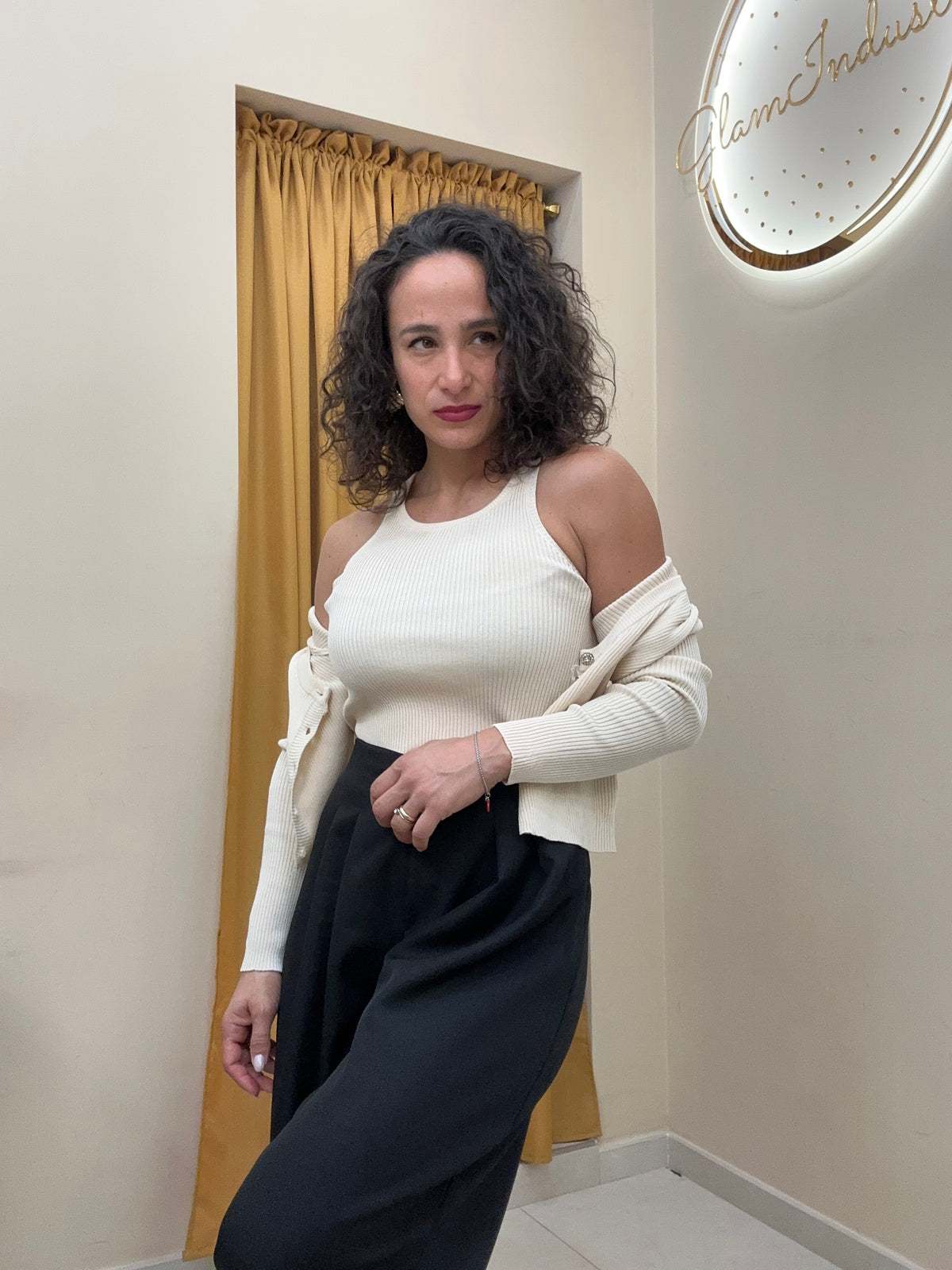 Twin-set con bottoni fiori