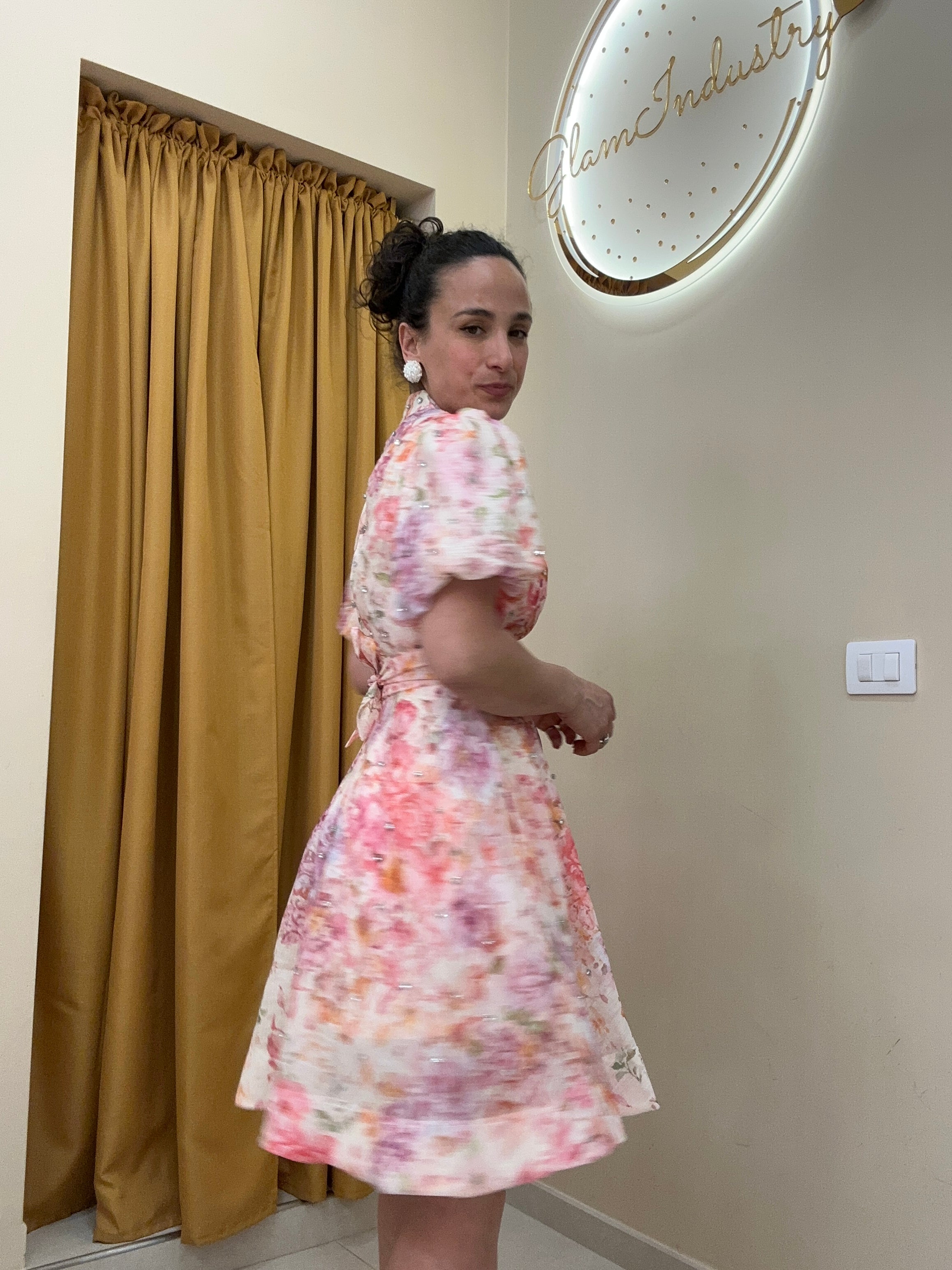 Abito fucsia manica corta