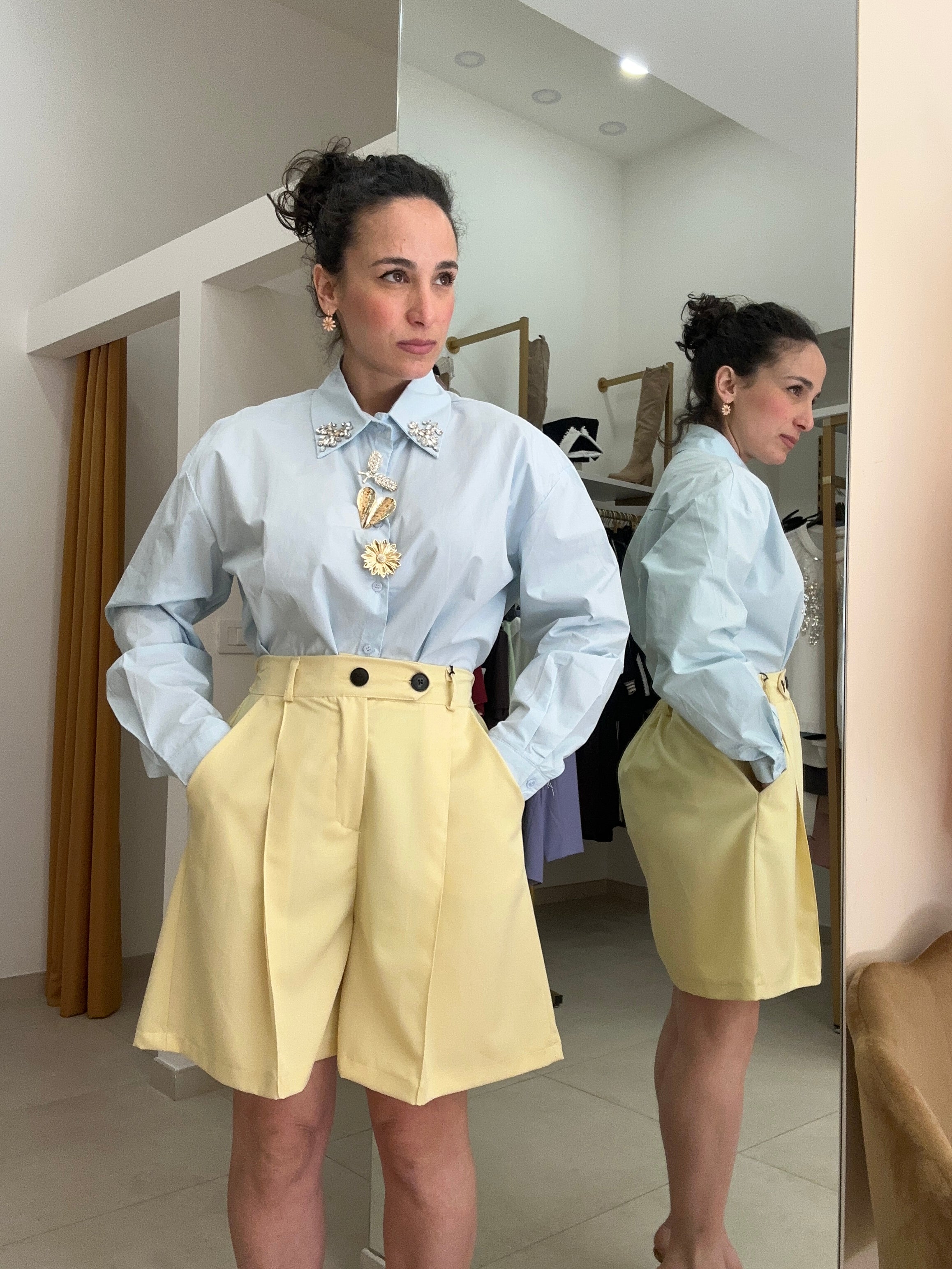 Camicia spille azzurra