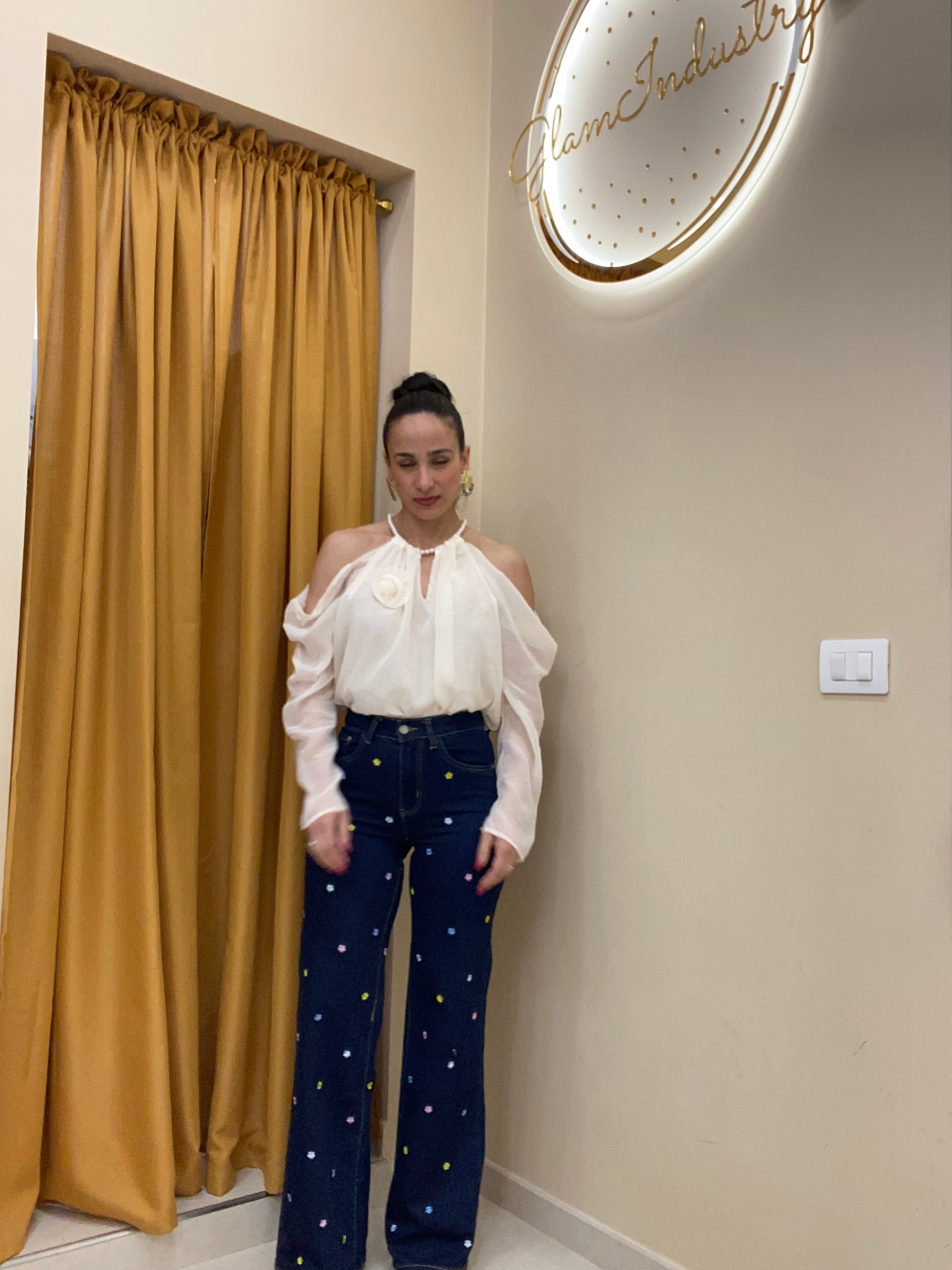 Jeans cascata di fiori