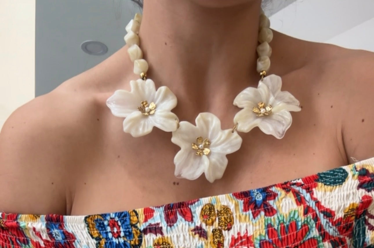 Collana tre fiori