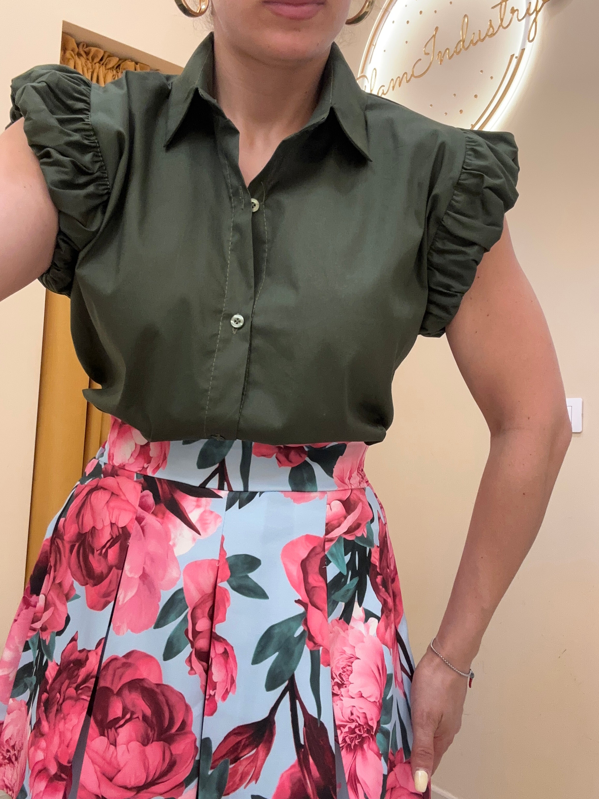Camicia ali particolari