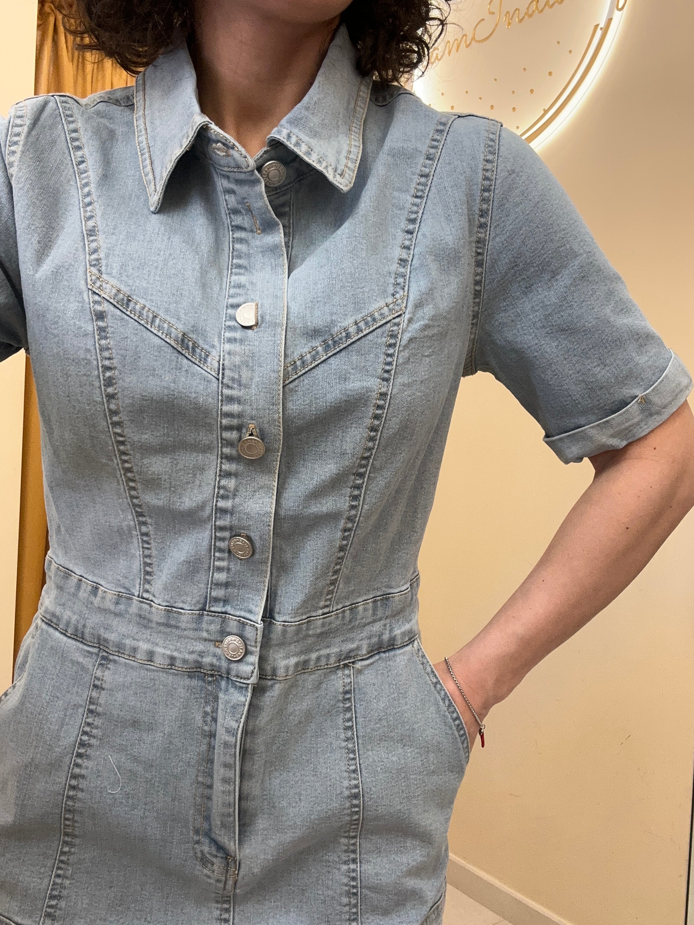 Abito in denim manica corta