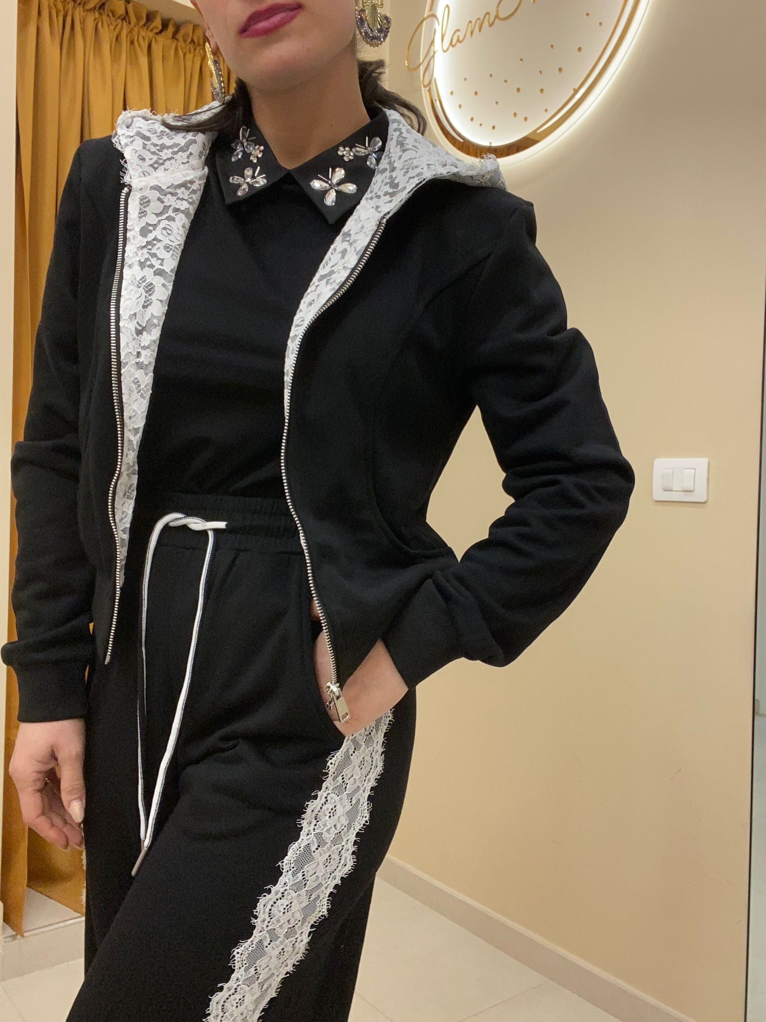 Tuta zip pizzo