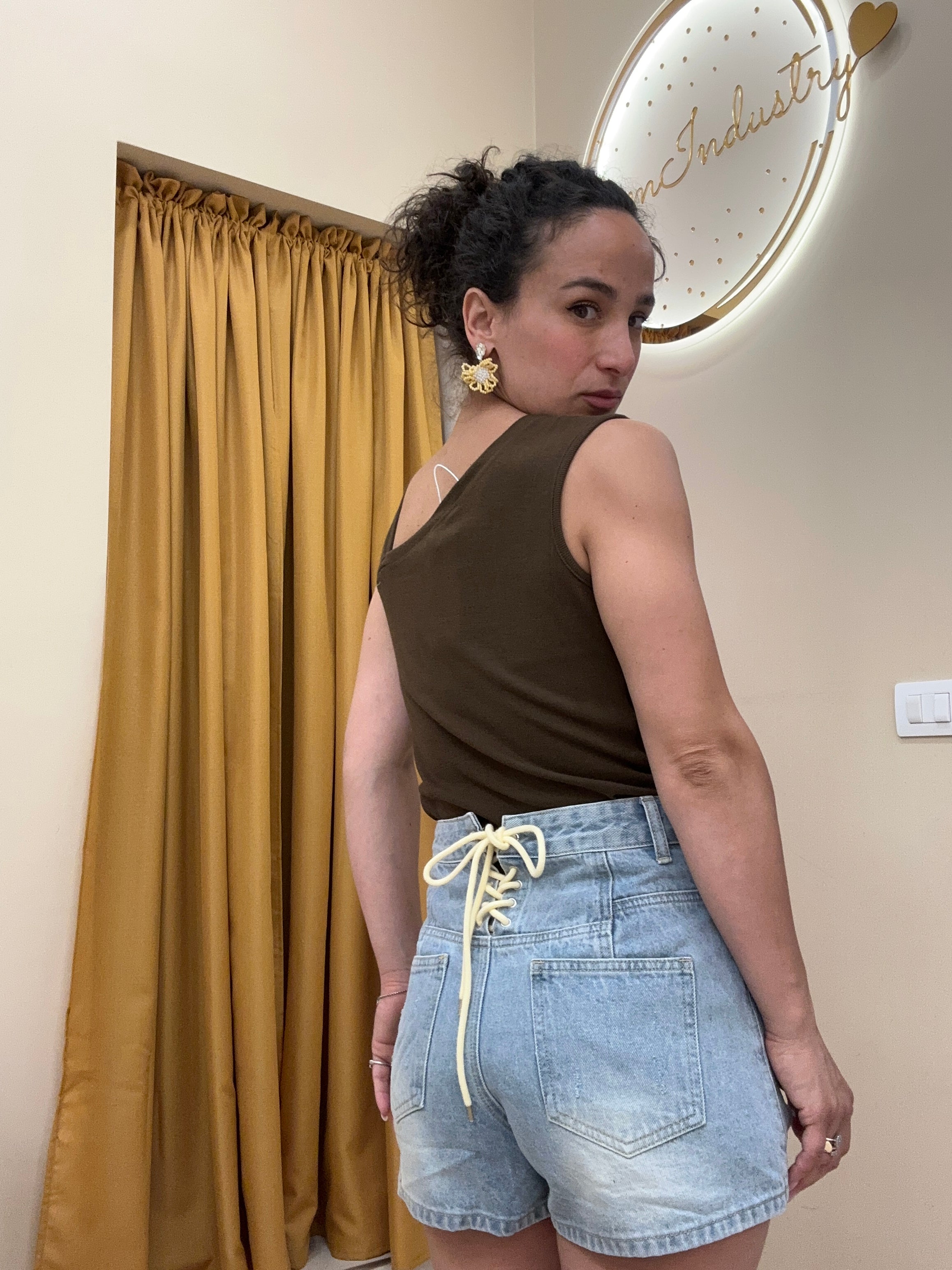 Short preziosa