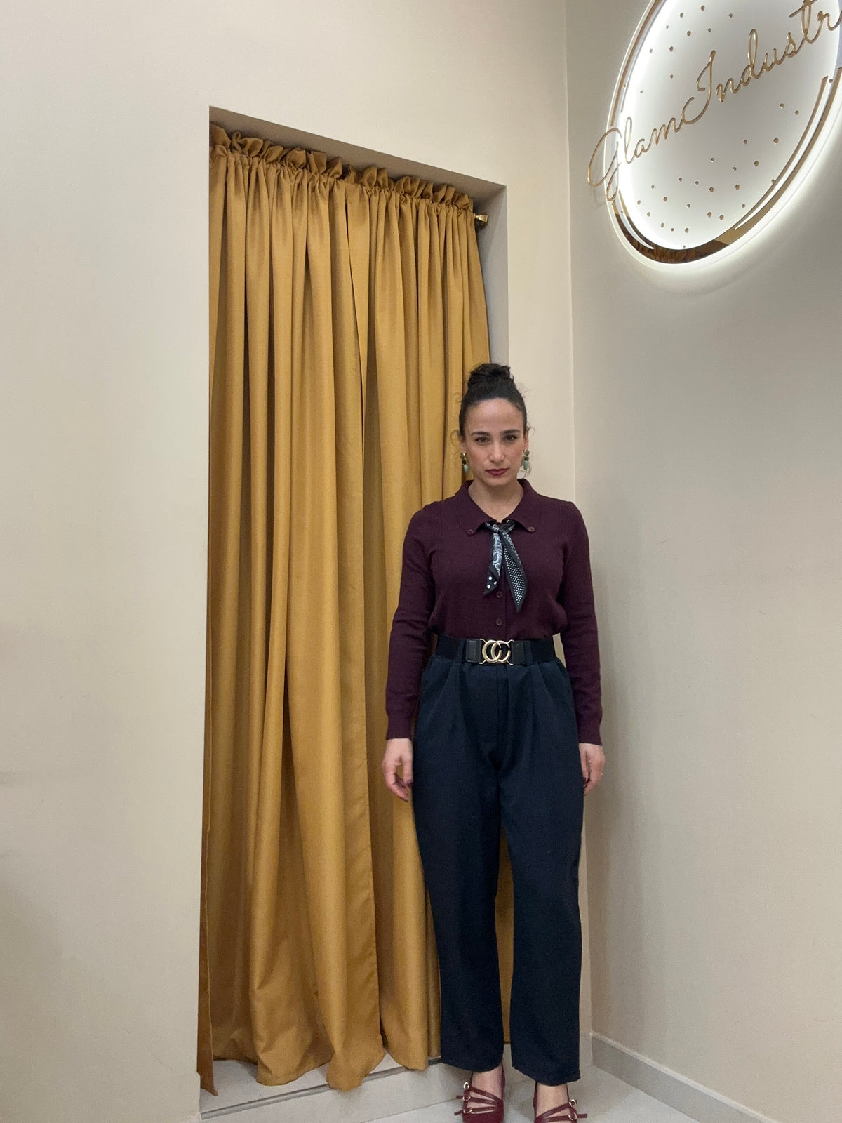 Pantalone chic con cintura