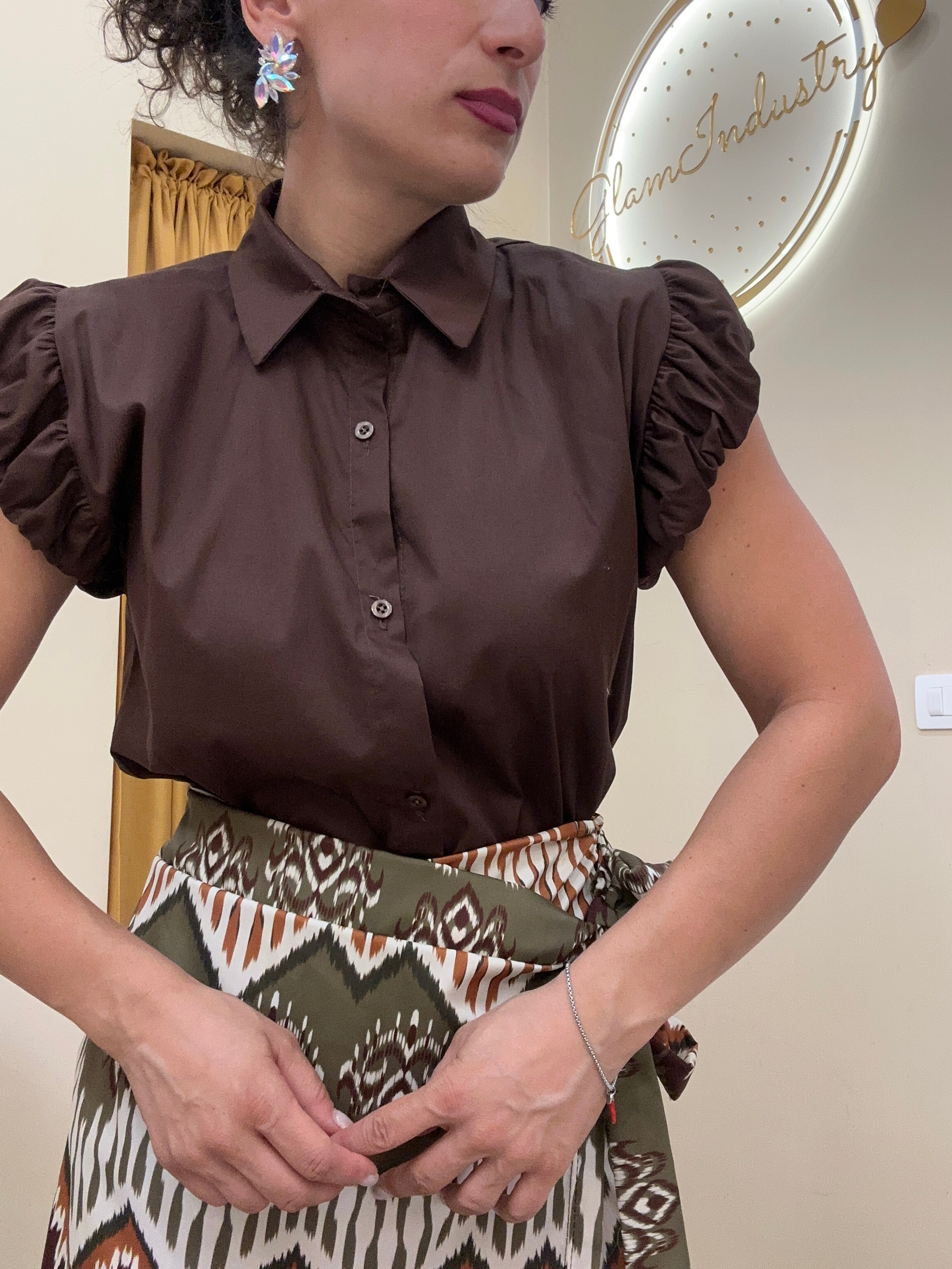 Camicia ali particolari
