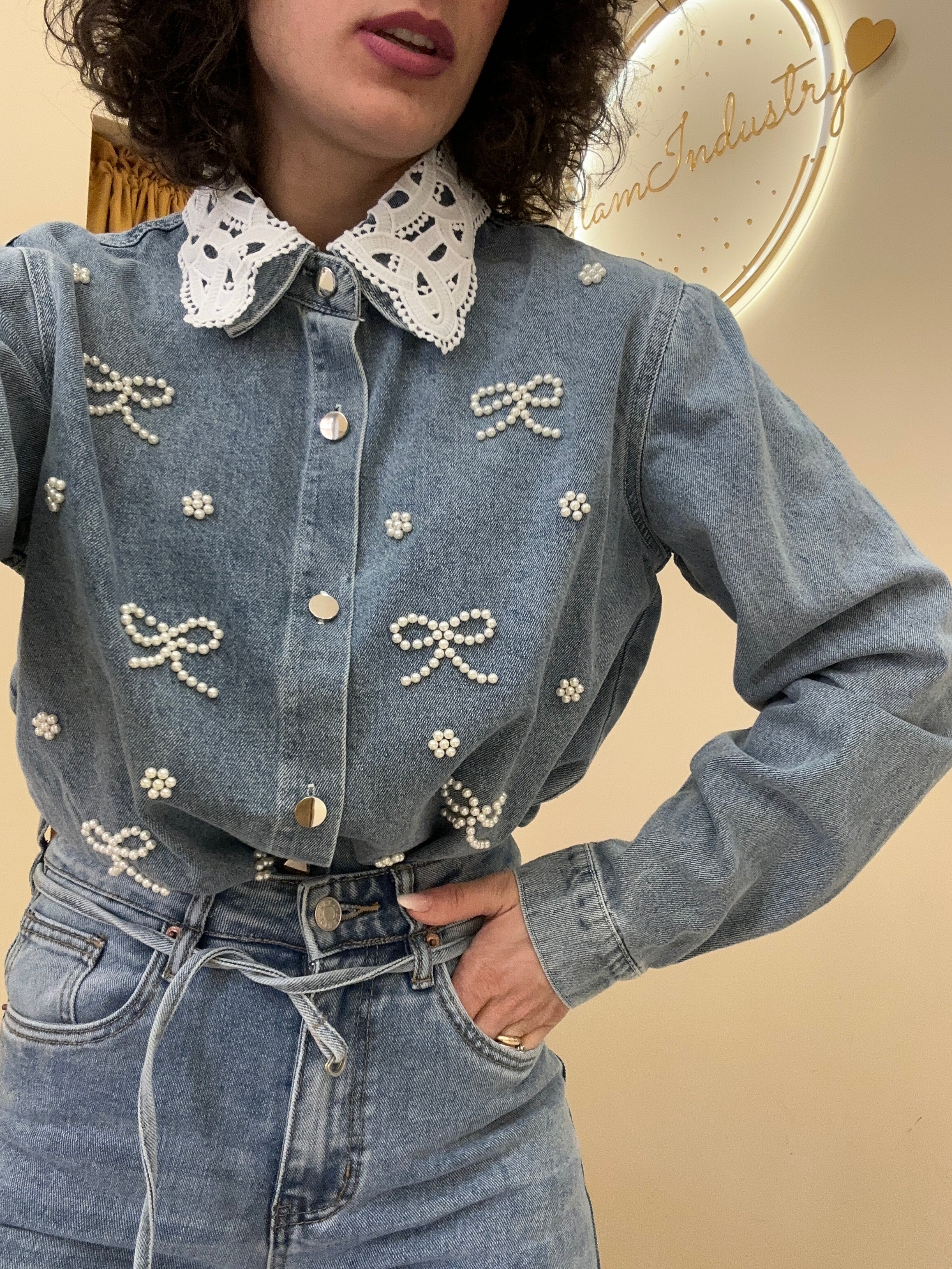 Camicia in denim fiocchi