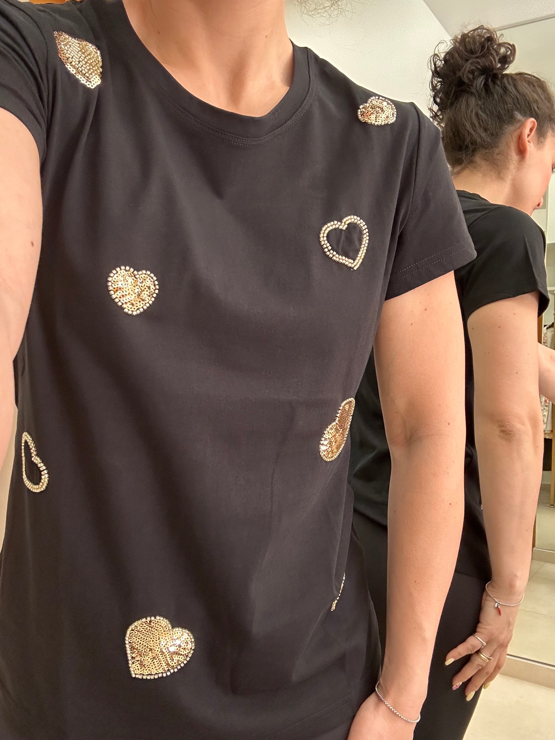 T-shirt con cuori