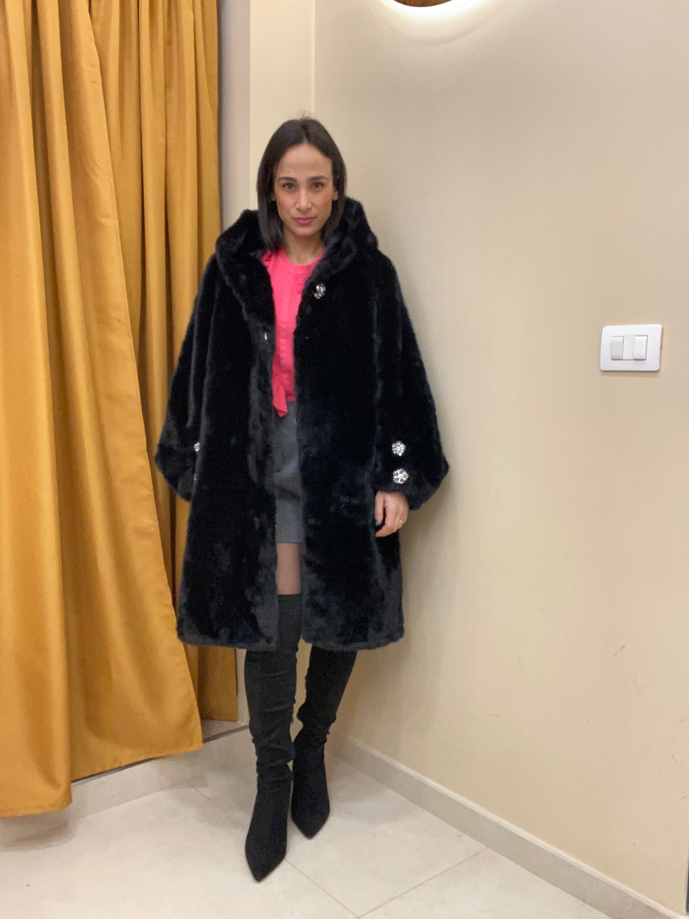 Pelliccia lunga nera