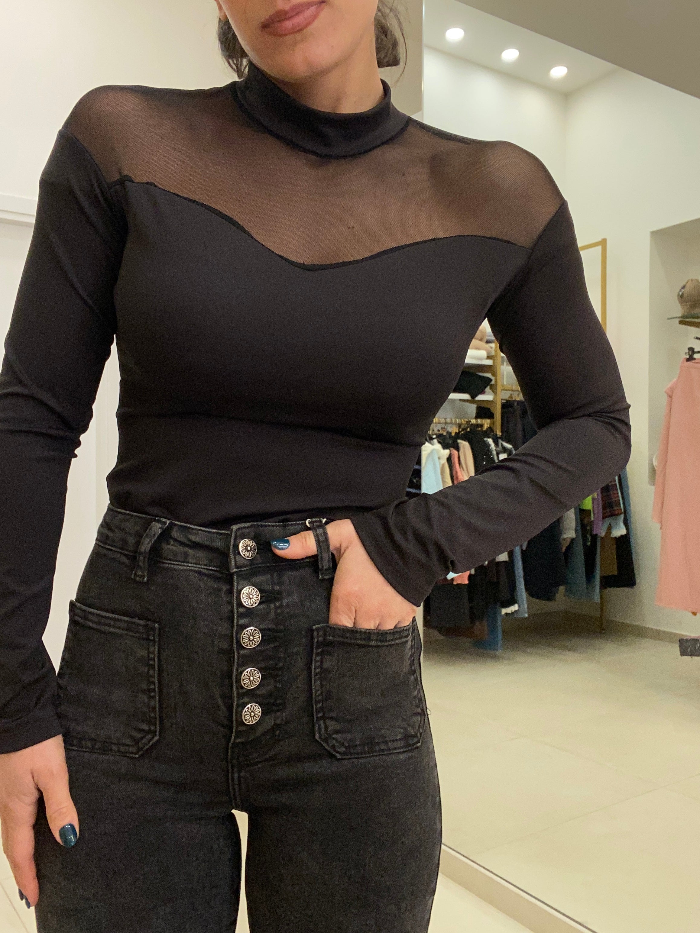 Jeans grigio con bottoni con fiorellini