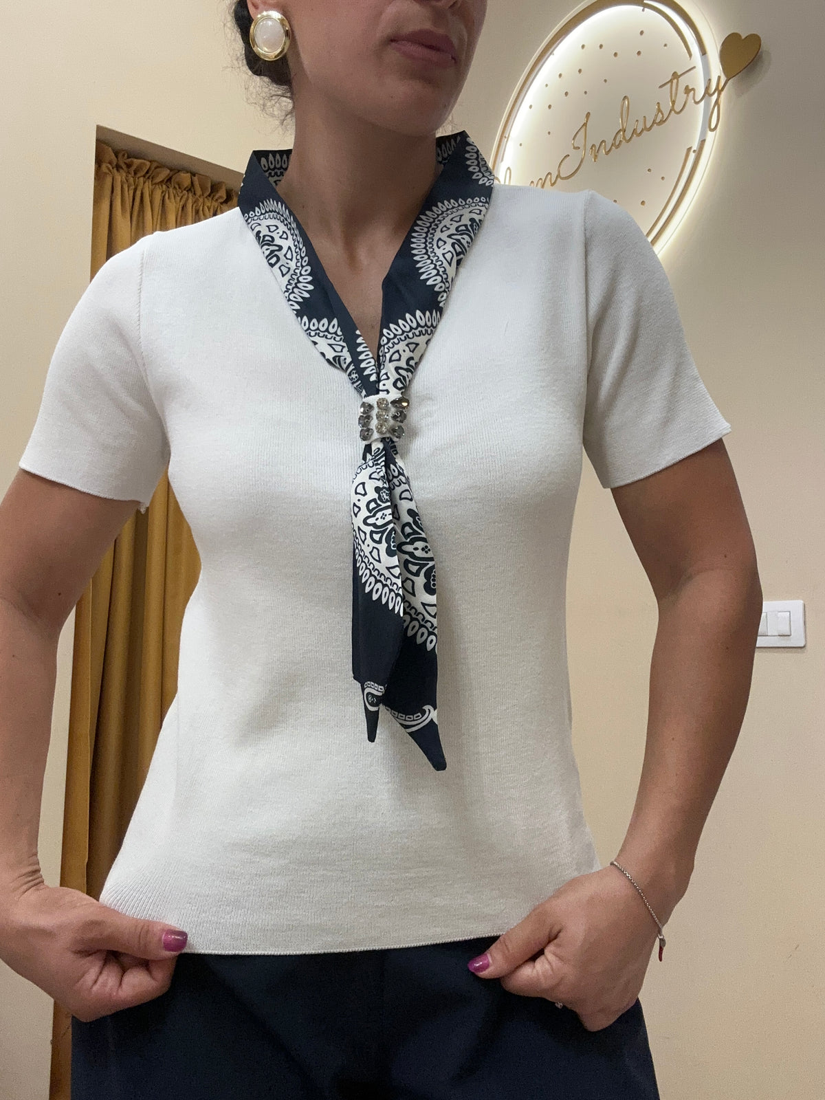 Maglia filo con foulard
