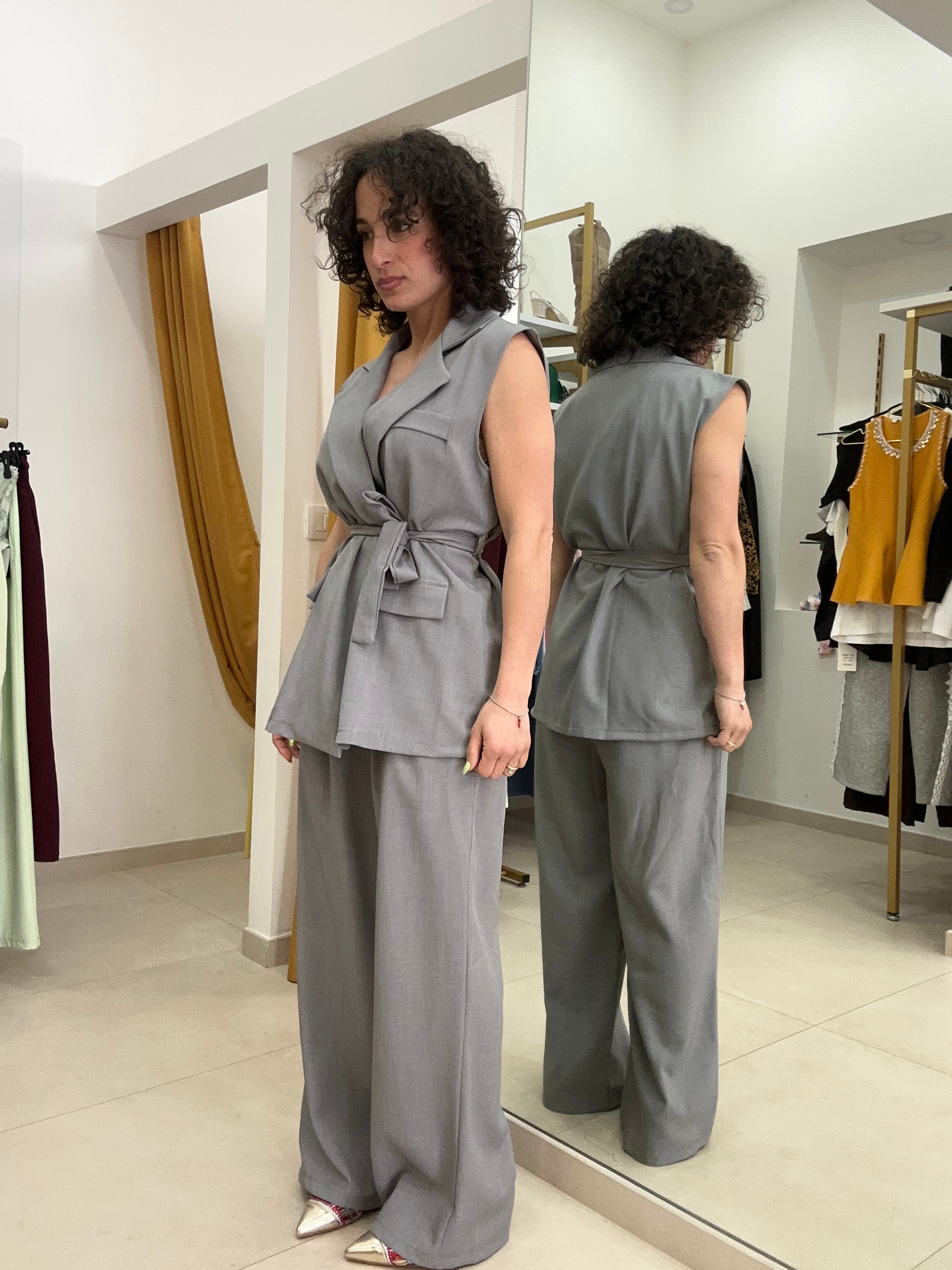 Tailleur smanicato