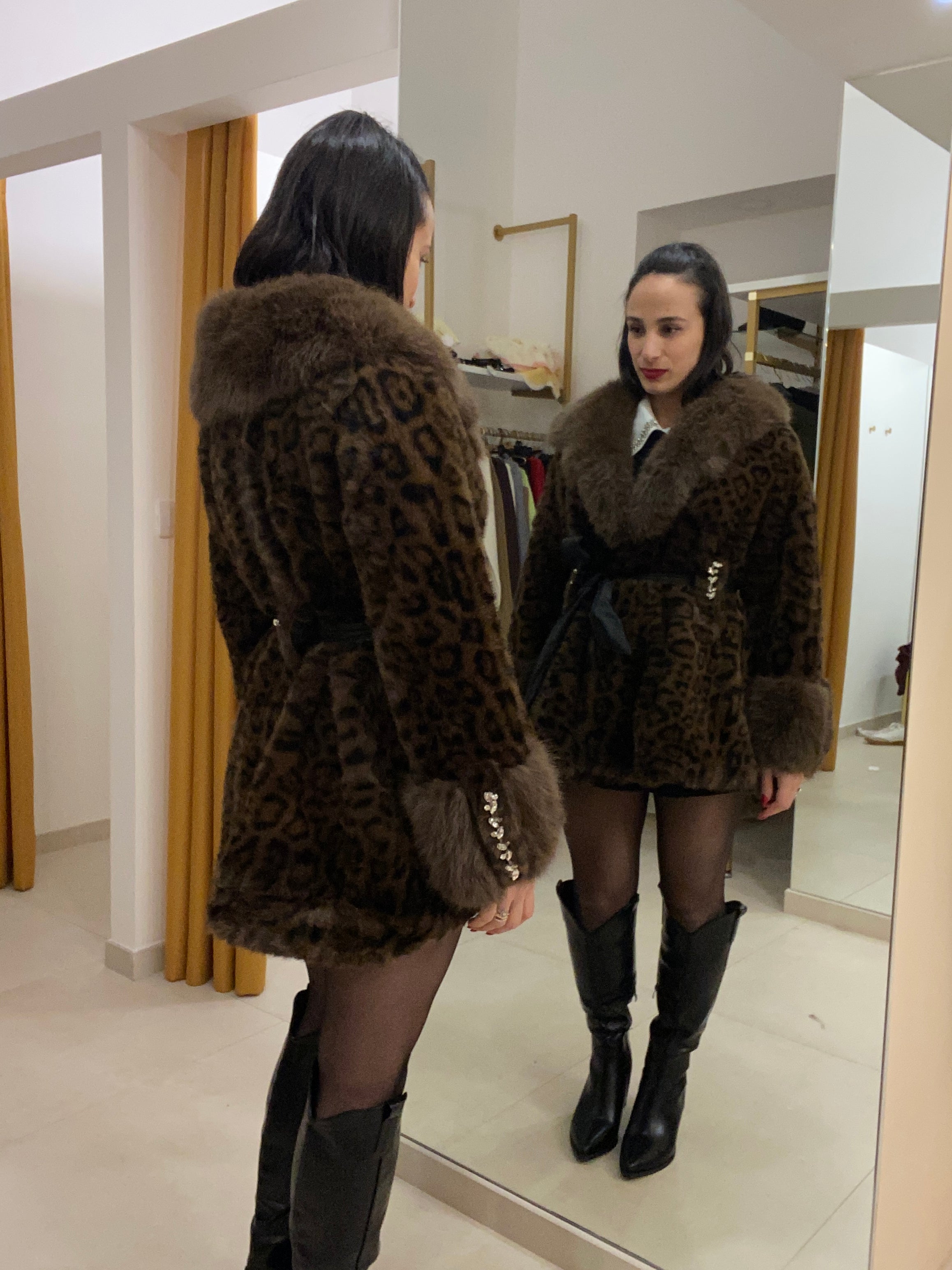 Ecovisone animalier con gioielli