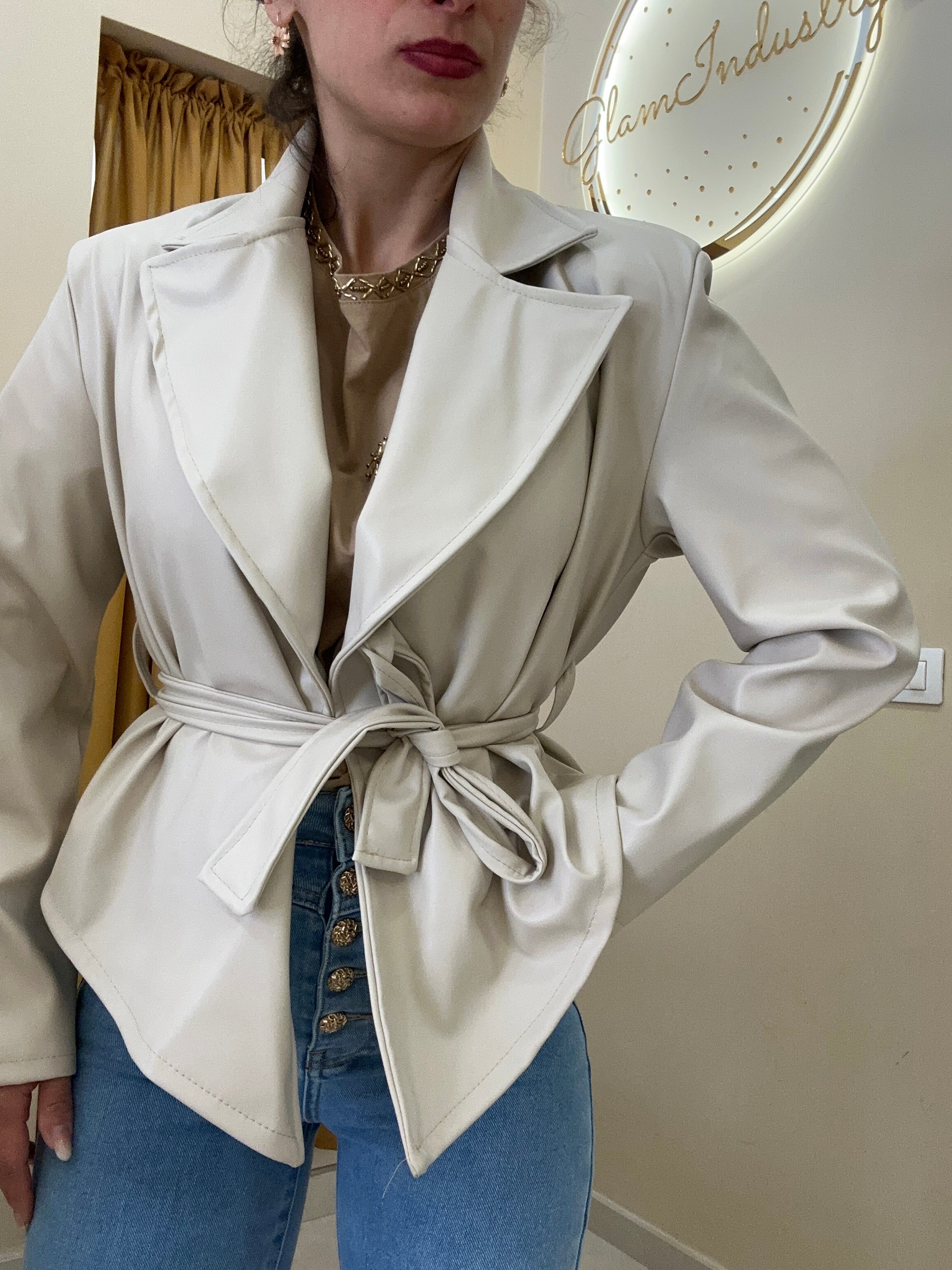 Chiodo virale cintura Beige