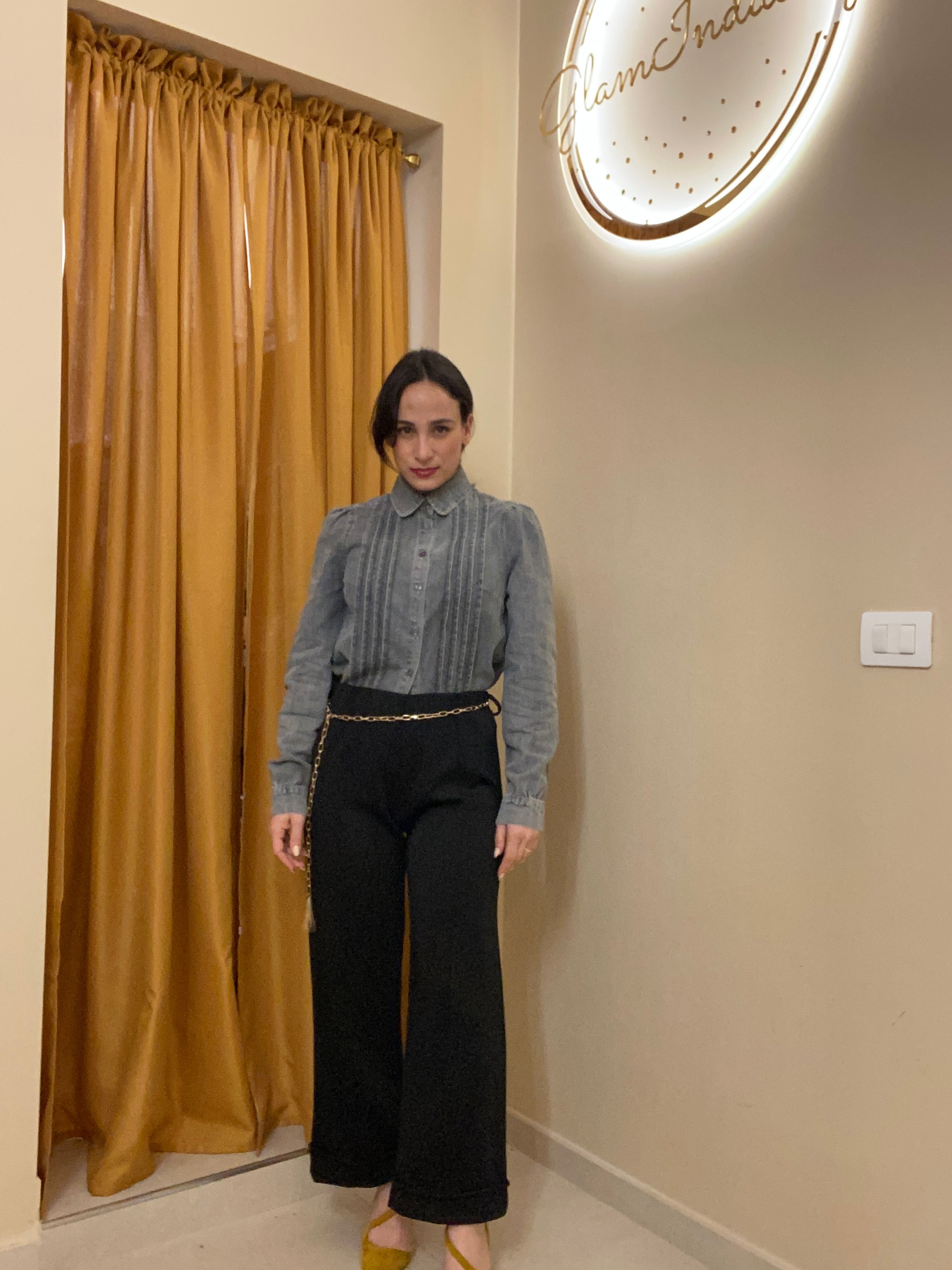 Pantatuta elegante con cintura