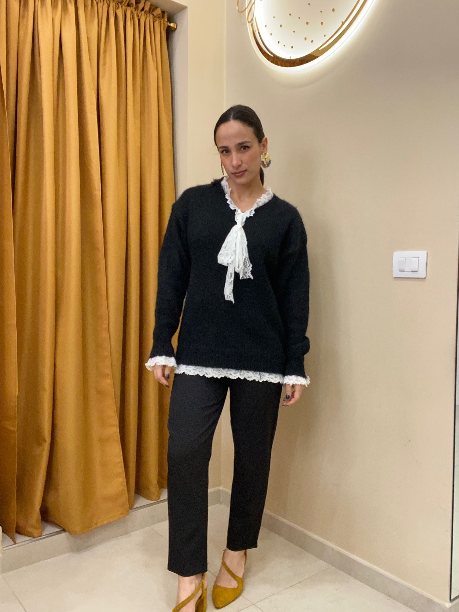 Maglione dettagli pizzo