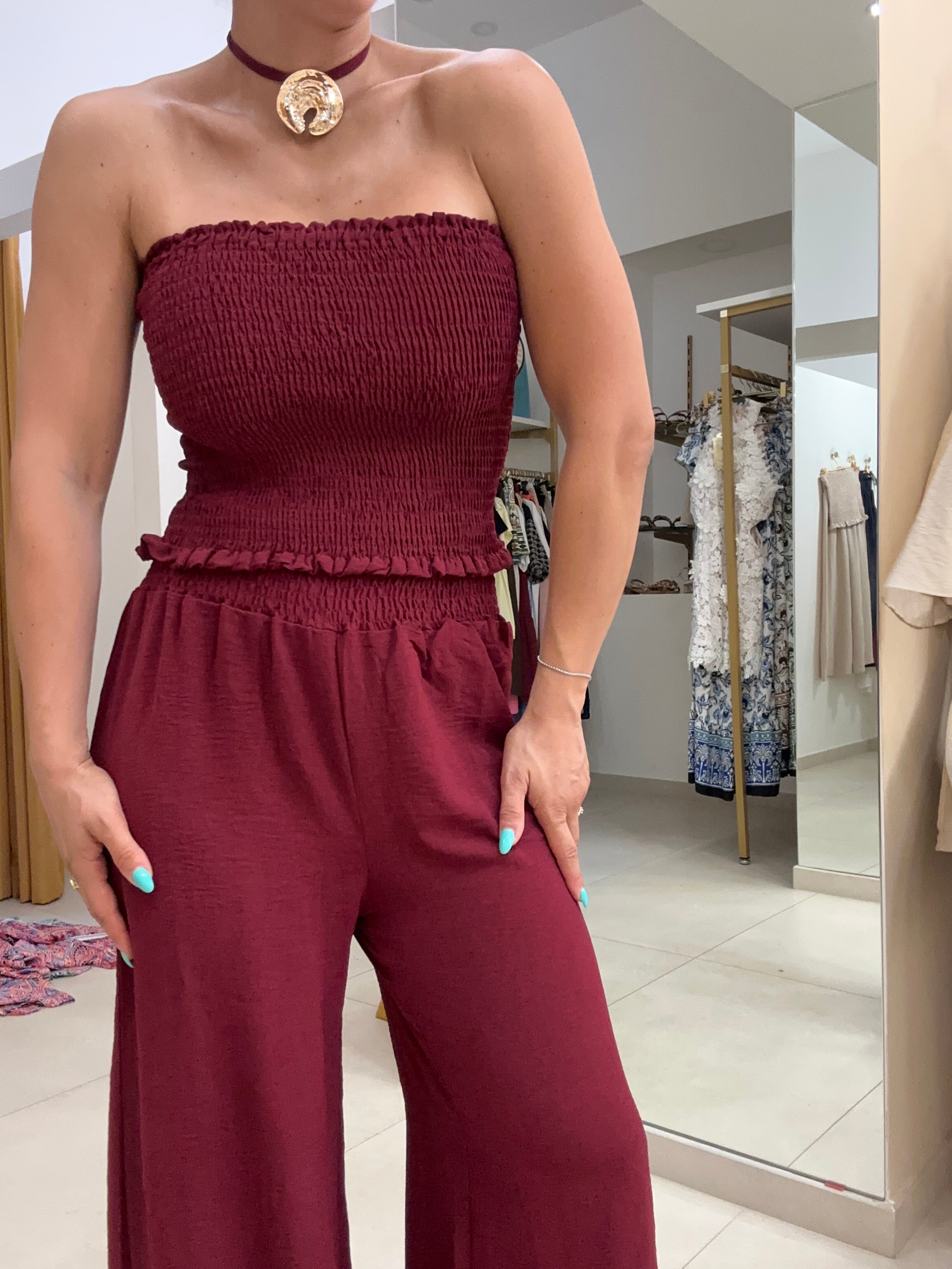 Coordinato top elastico e collana