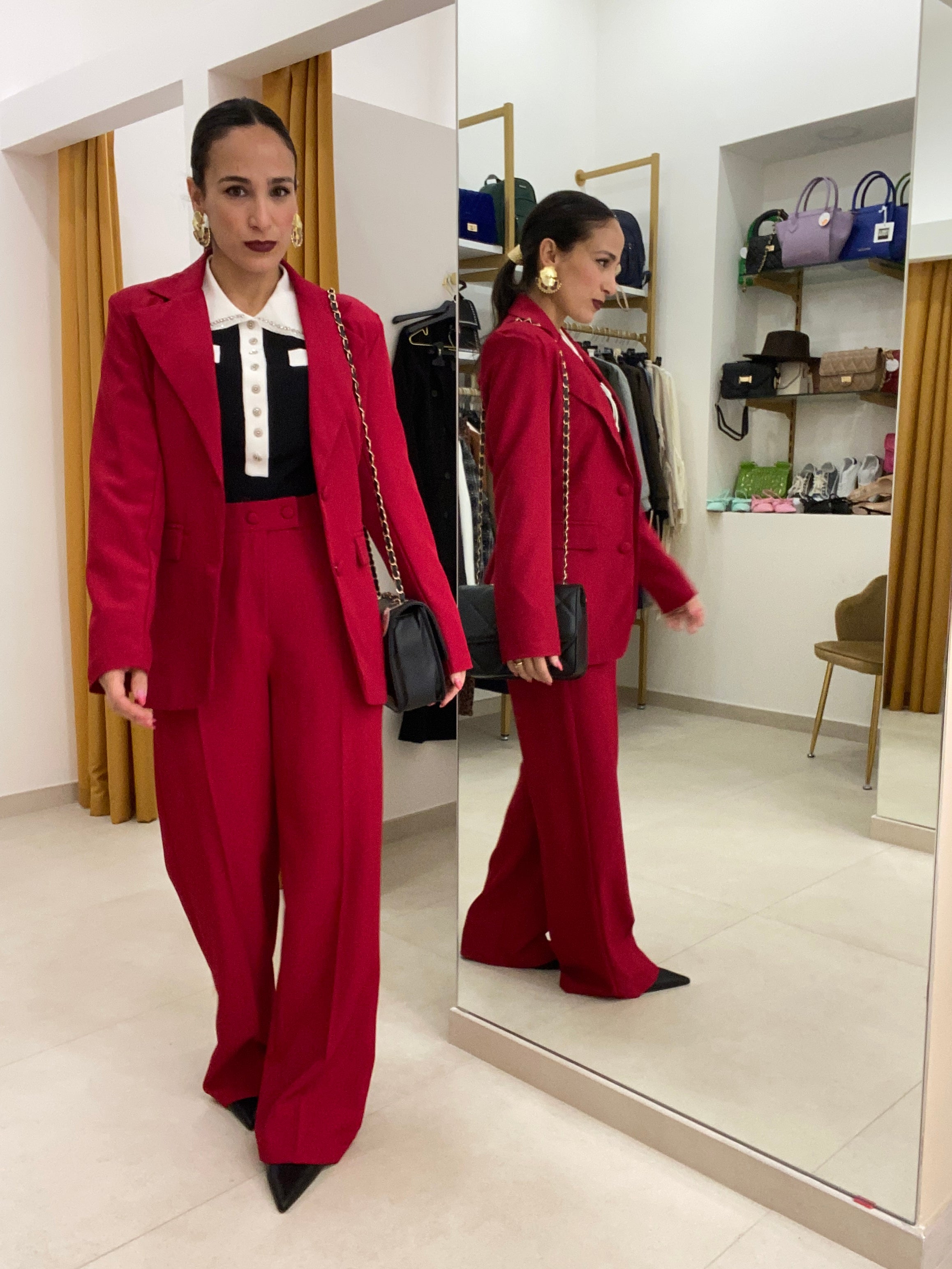 Tailleur scollatura posteriore