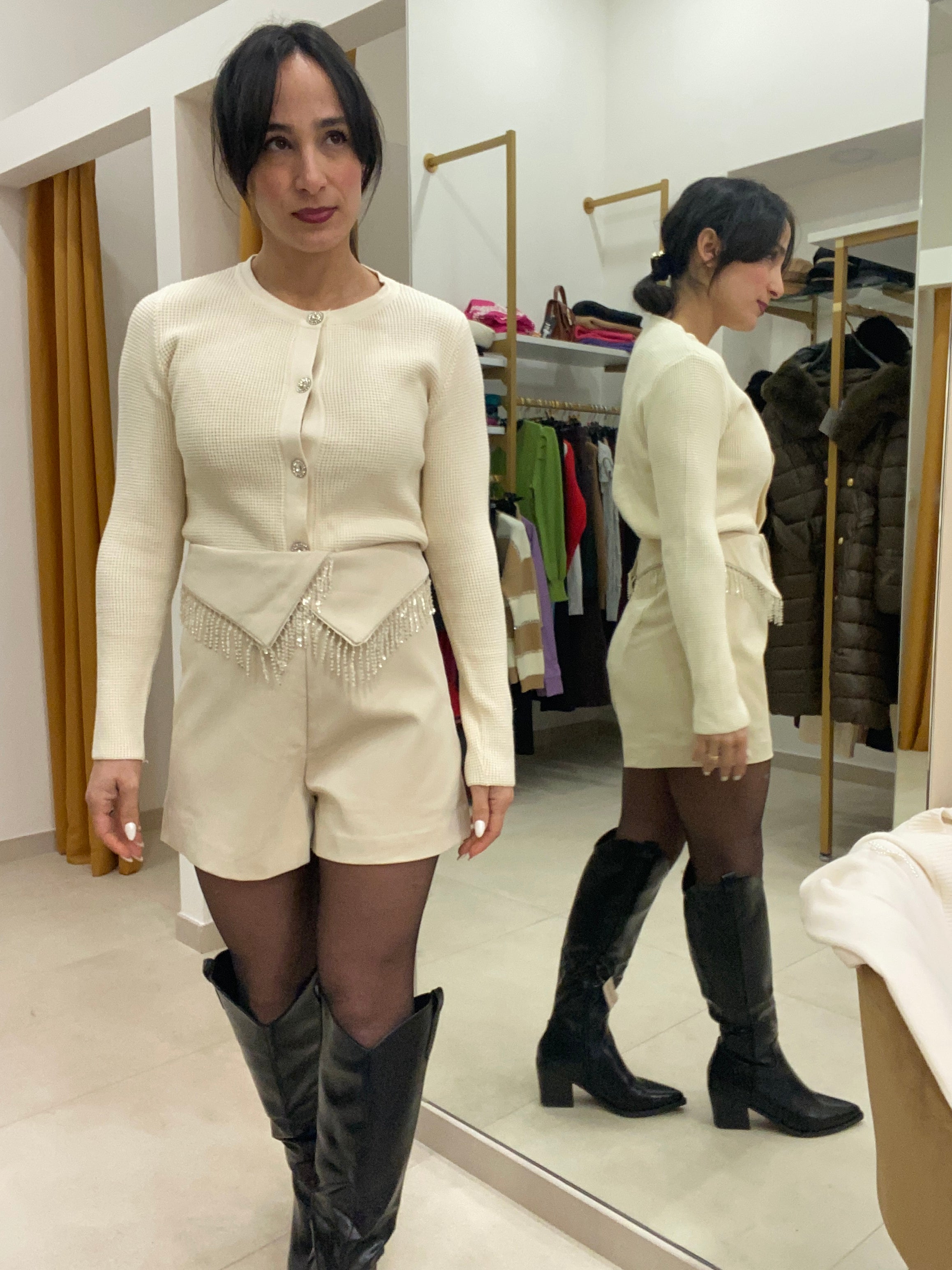 Short BEIGE frange ecopelle lucido