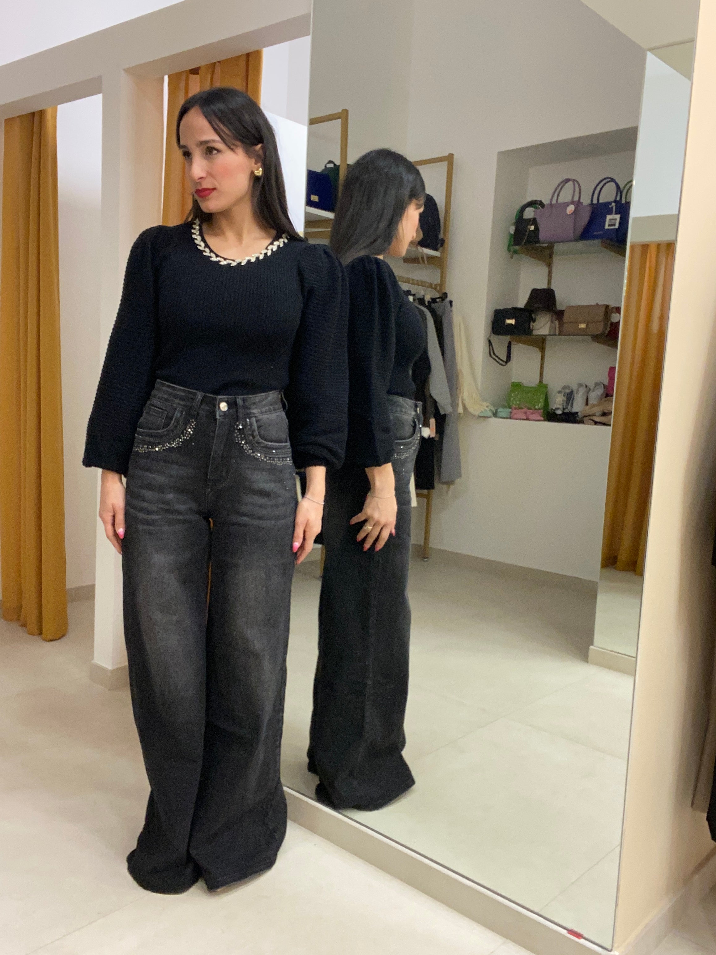 Denim Black con applicazioni