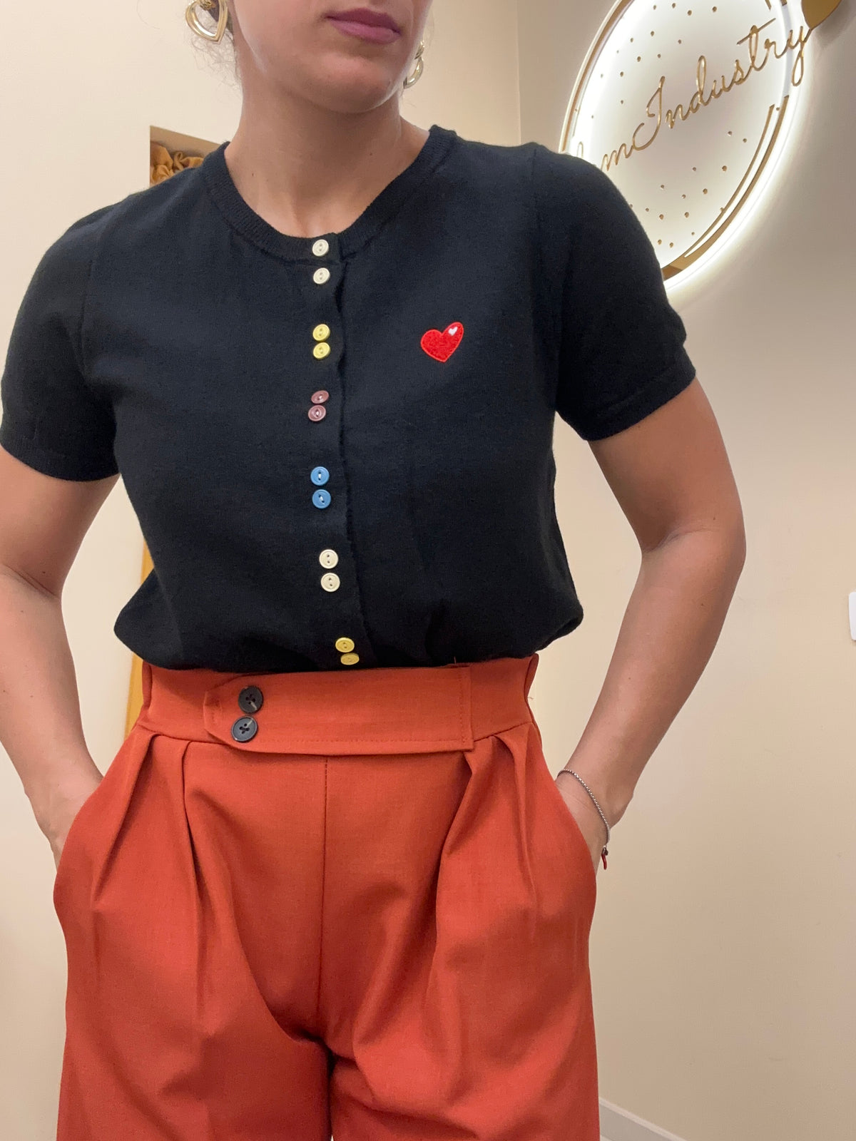 Maglia bottoni colorati