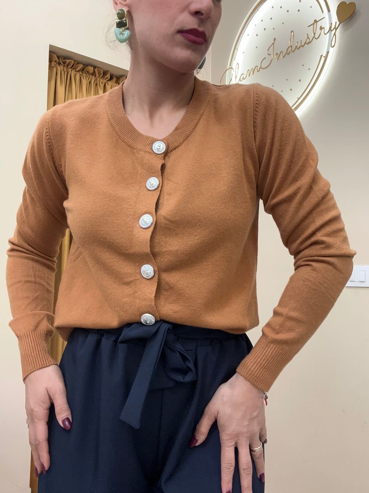 Cardigan sobrio
