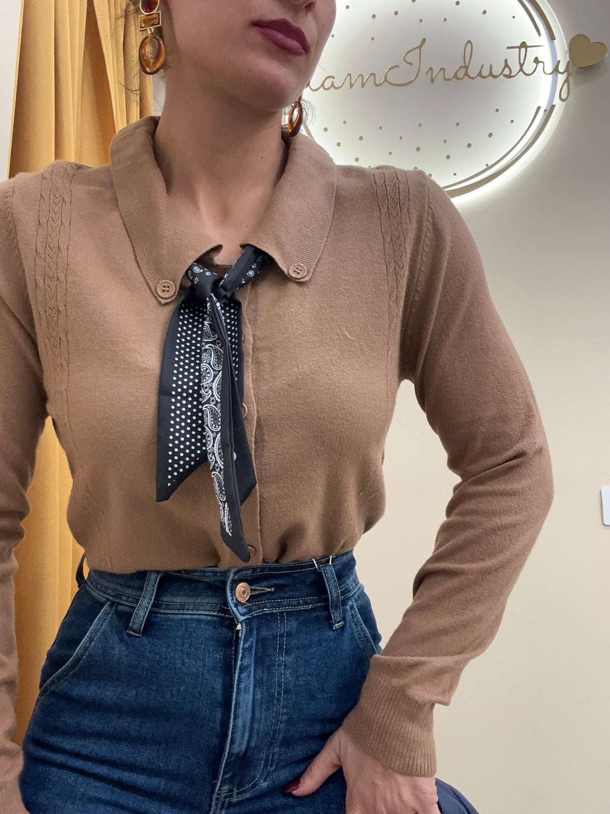 Polo cardigan con foulard