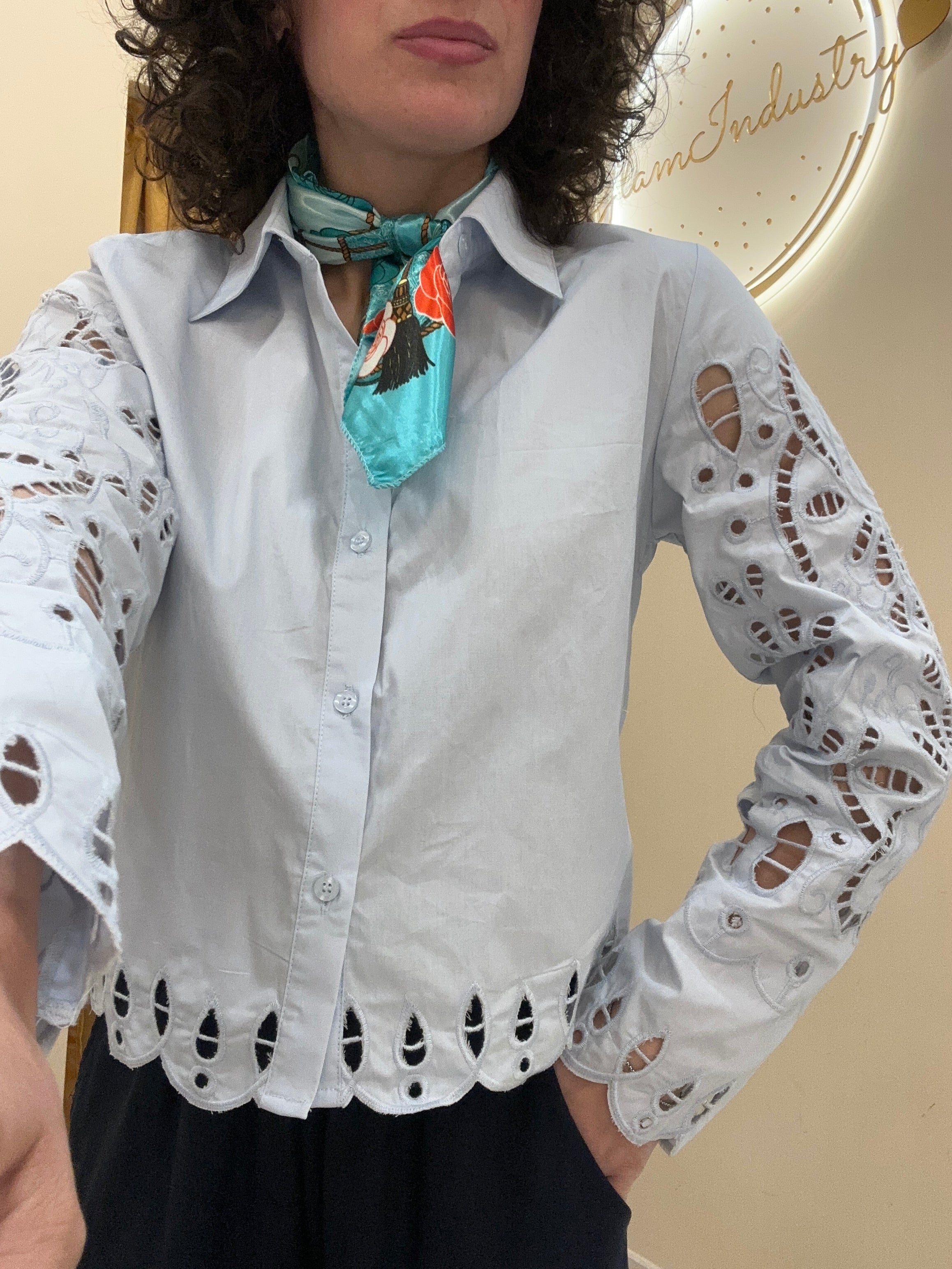 Camicia lavorata Celeste