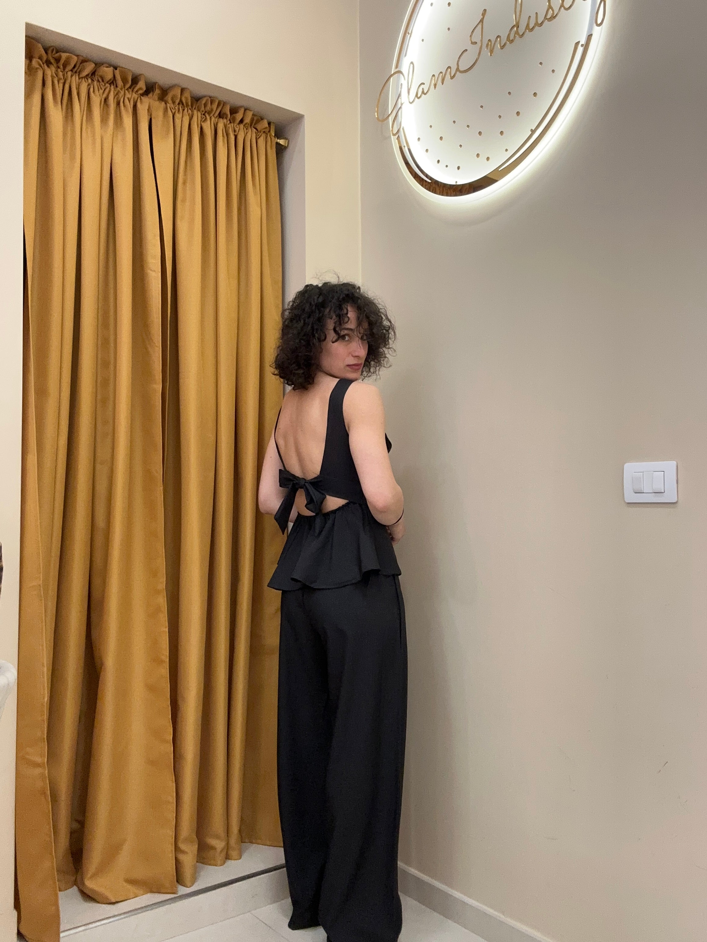 Completo fashion ma low cost nero