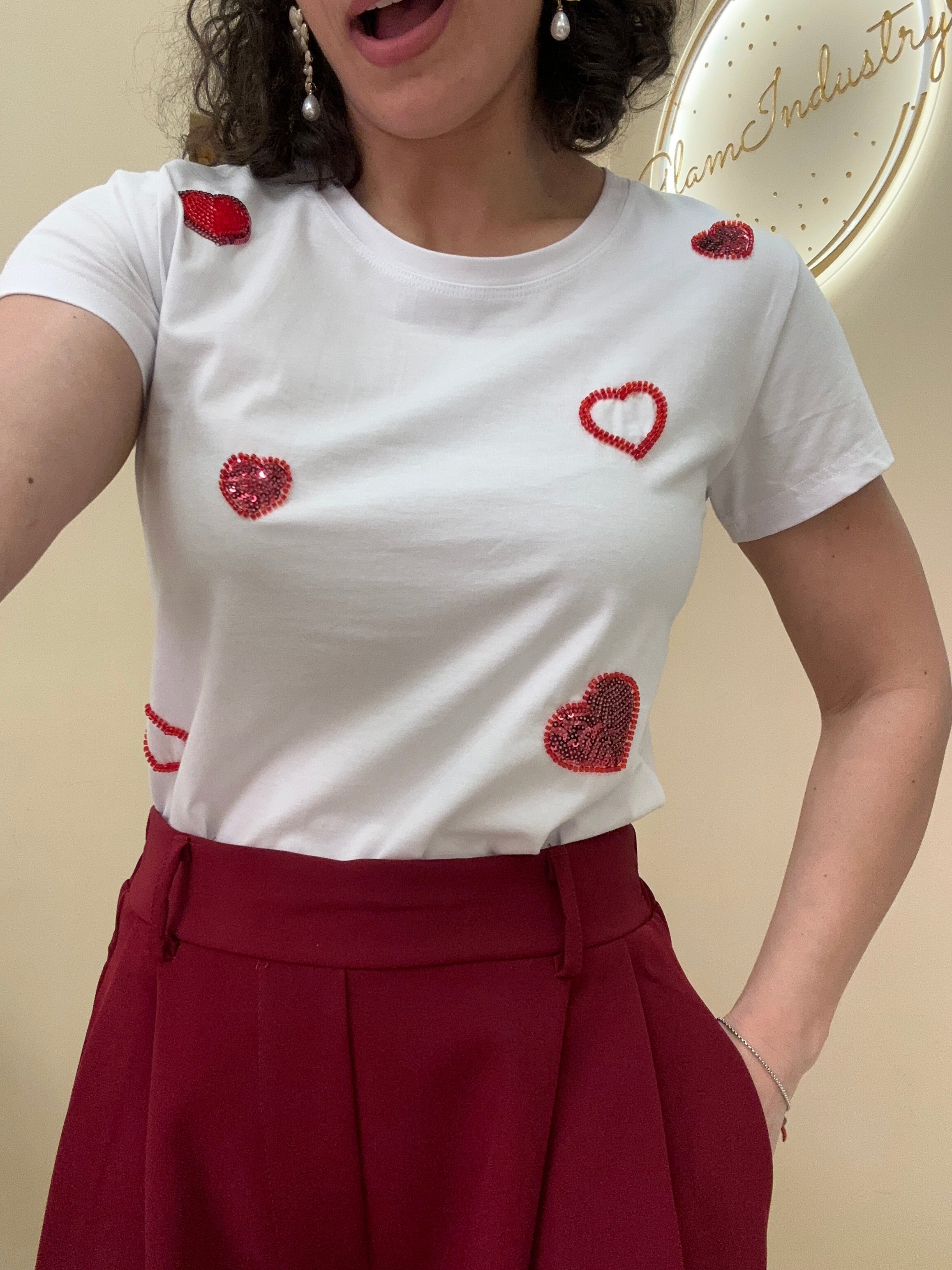 T-shirt con cuori