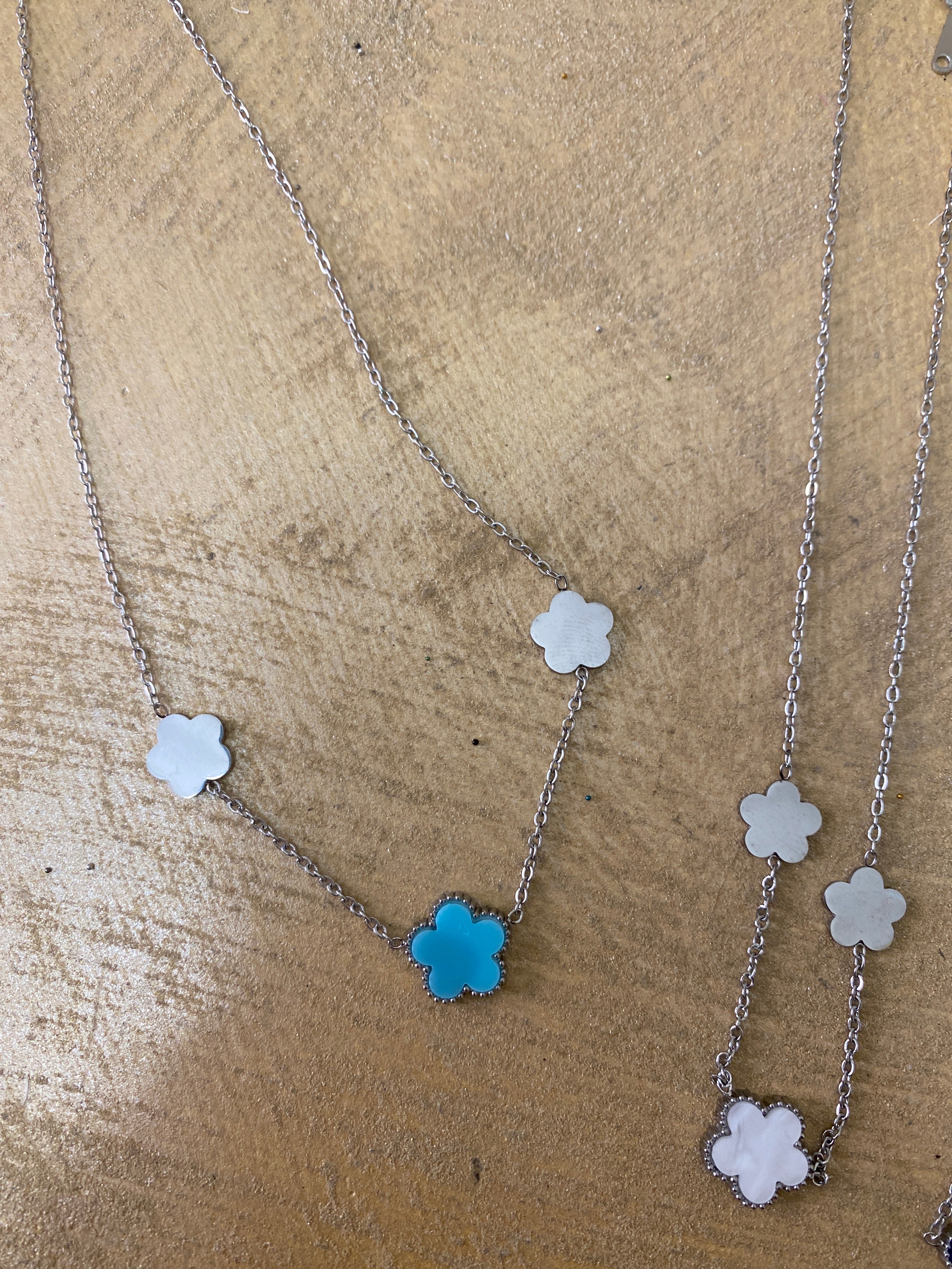 Collana argento con tre fiori